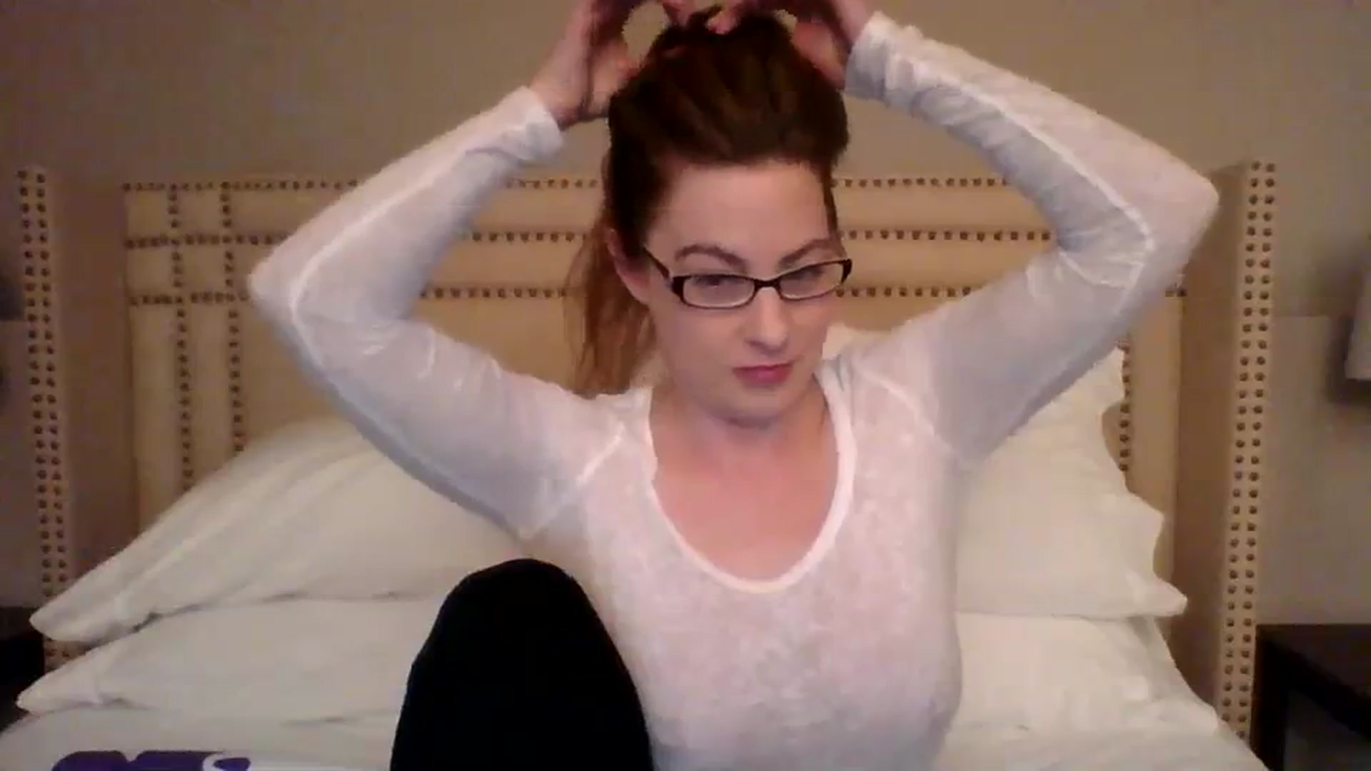 Gallery image thumbnail from AubreyMonroe's myfreecams stream on, 12/06/2023, 04:03 image 18 of 20