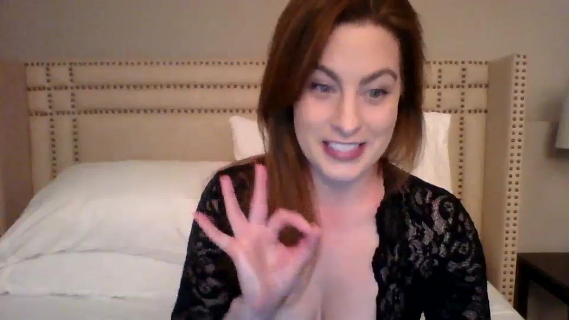 Gallery image thumbnail from AubreyMonroe's myfreecams stream on, 12/09/2023, 04:10 image 2 of 20