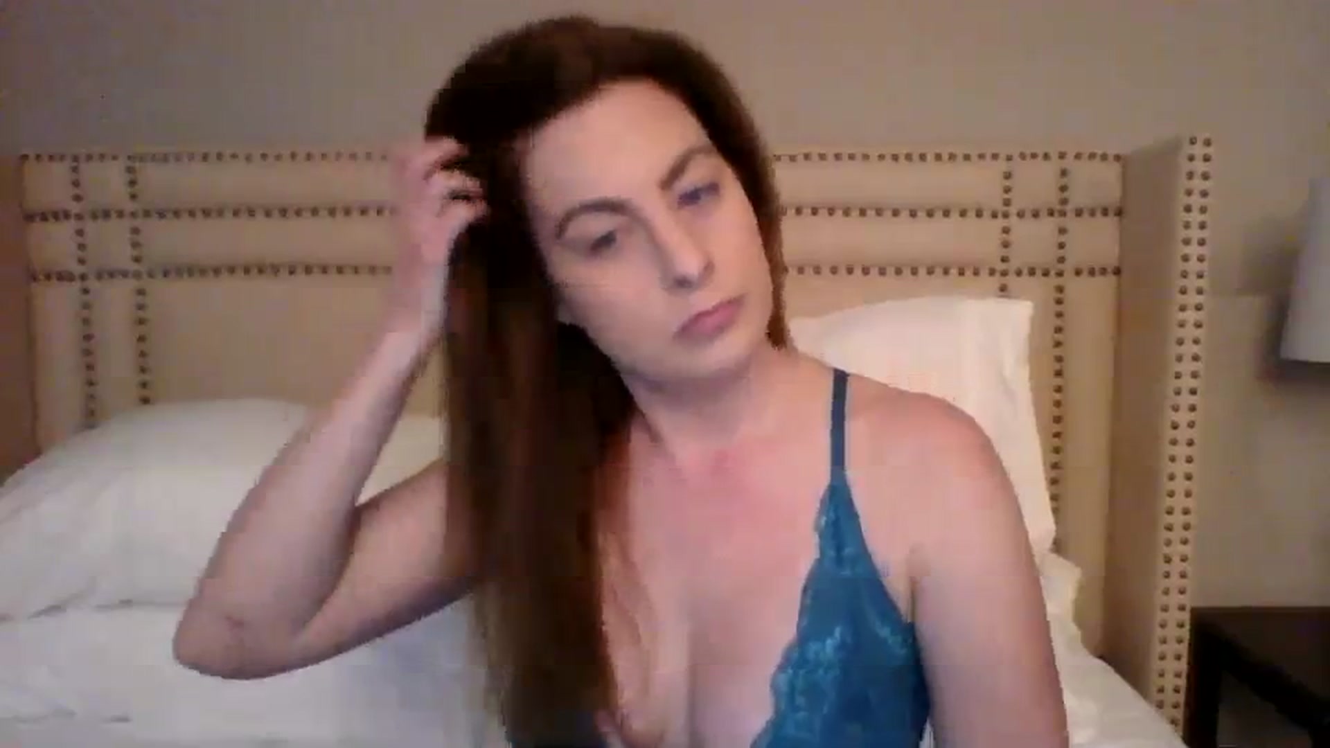 Gallery image thumbnail from AubreyMonroe's myfreecams stream on, 12/12/2023, 03:56 image 14 of 20