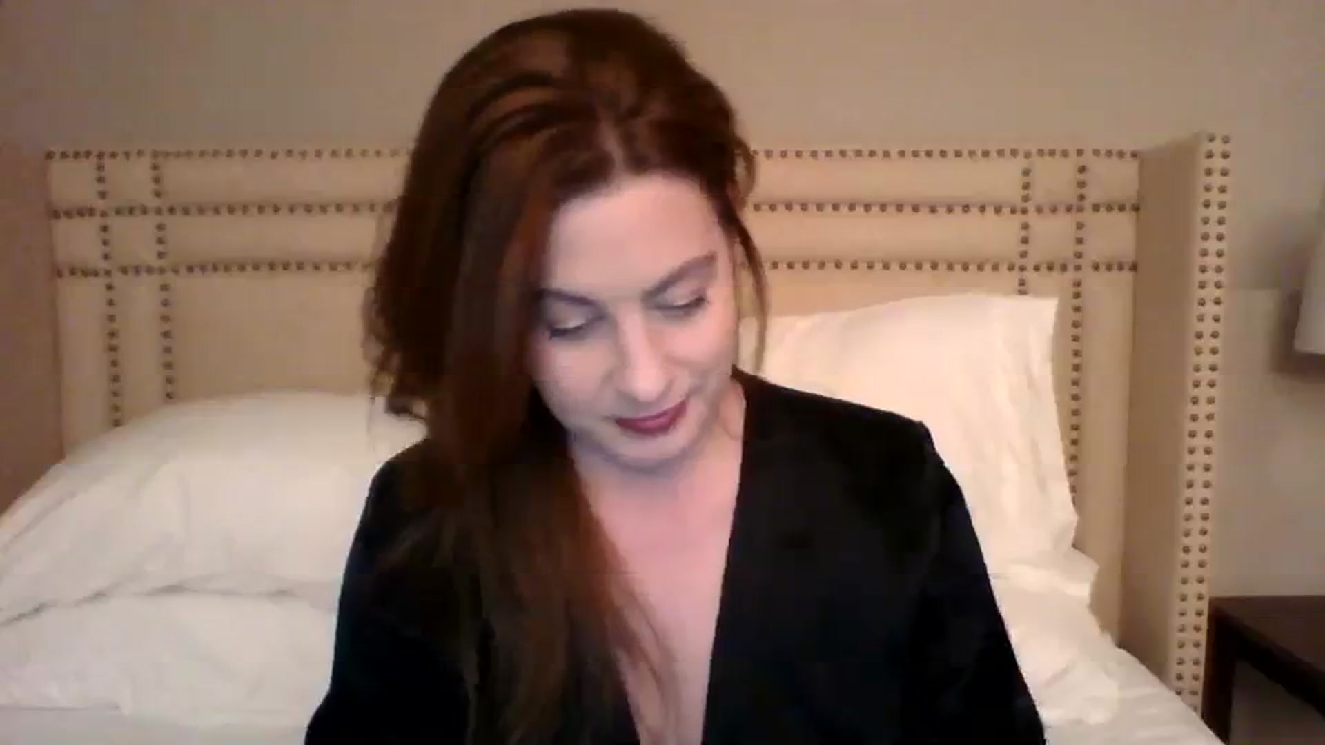Gallery image thumbnail from AubreyMonroe's myfreecams stream on, 12/13/2023, 03:59 image 4 of 20