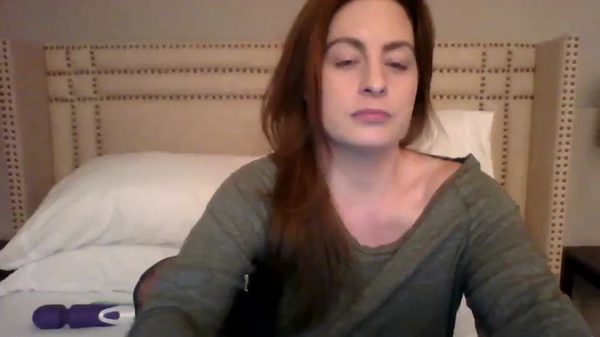 Gallery image thumbnail from AubreyMonroe's myfreecams stream on, 12/14/2023, 04:07 image 11 of 20