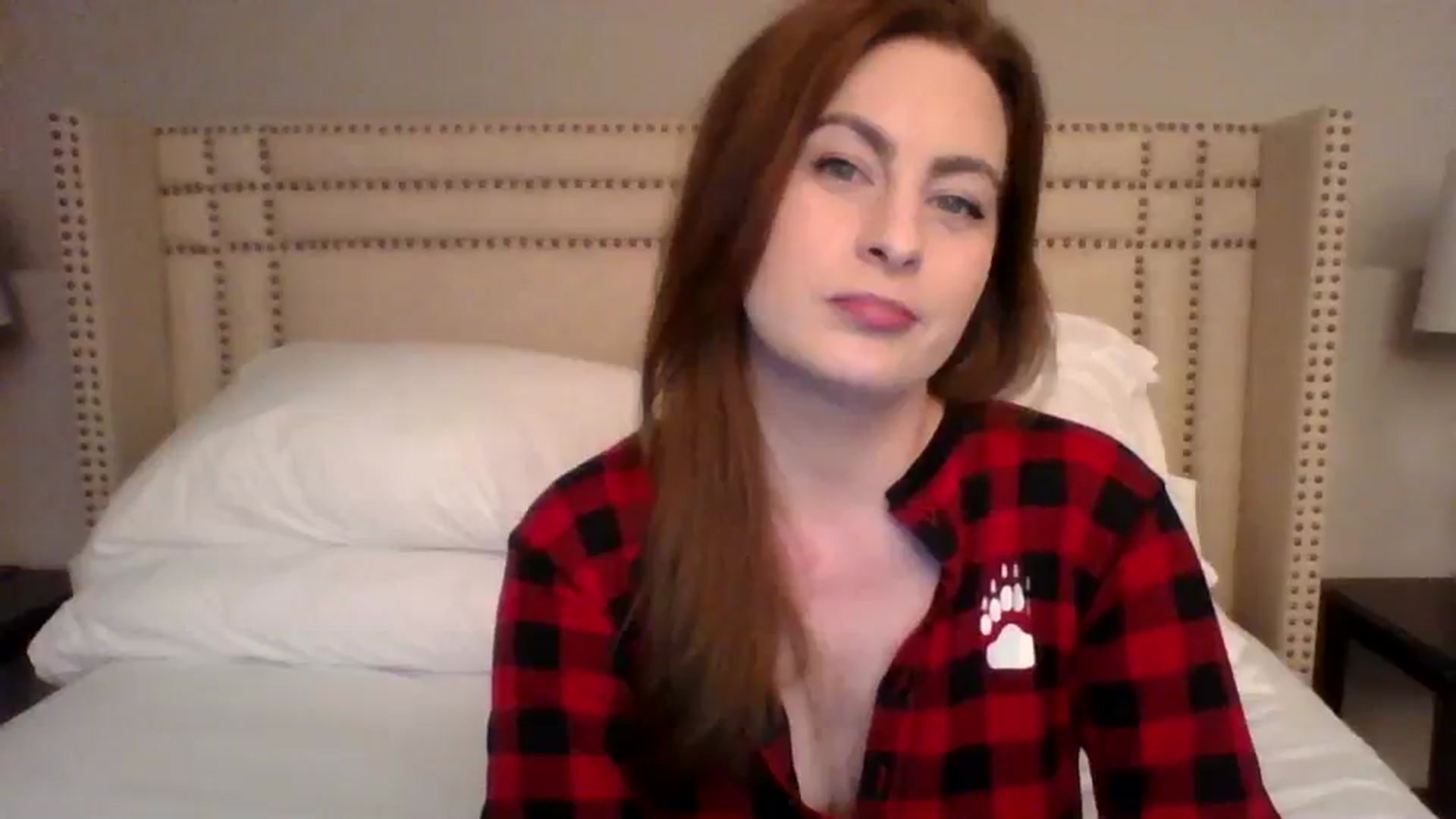 Gallery image thumbnail from AubreyMonroe's myfreecams stream on, 12/19/2023, 03:59 image 20 of 20