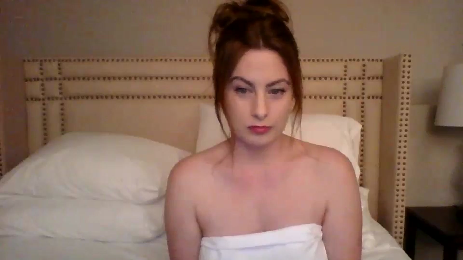 Gallery image thumbnail from AubreyMonroe's myfreecams stream on, 12/20/2023, 03:59 image 5 of 20