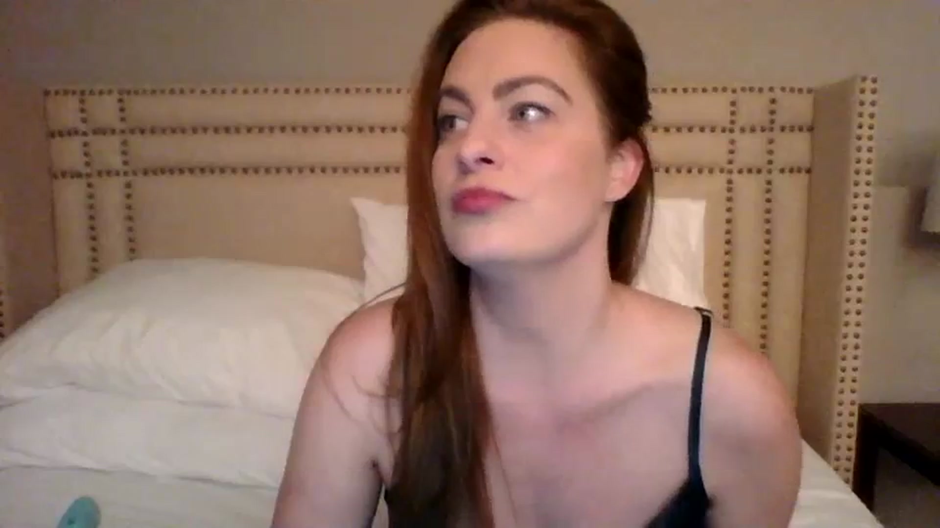 Gallery image thumbnail from AubreyMonroe's myfreecams stream on, 12/31/2023, 04:39 image 14 of 20