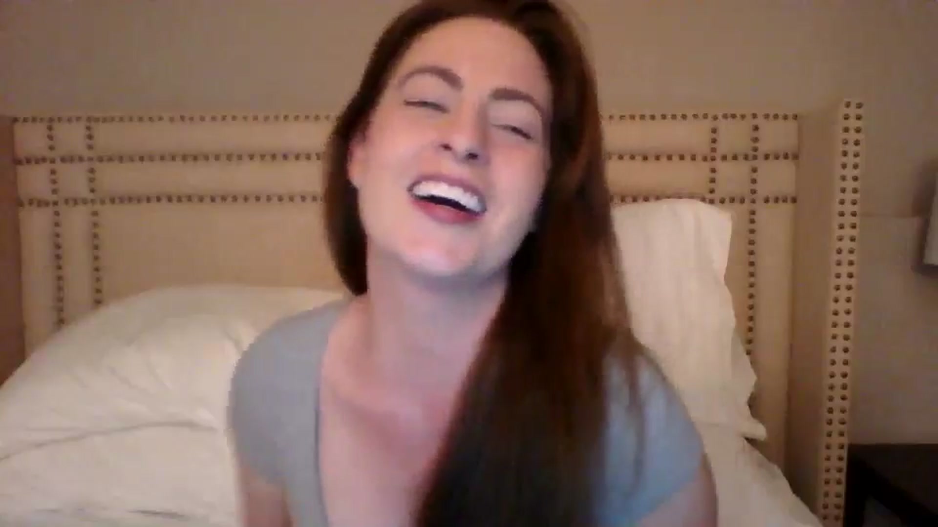 Gallery image thumbnail from AubreyMonroe's myfreecams stream on, 05/07/2026, 03:06 image 17 of 20