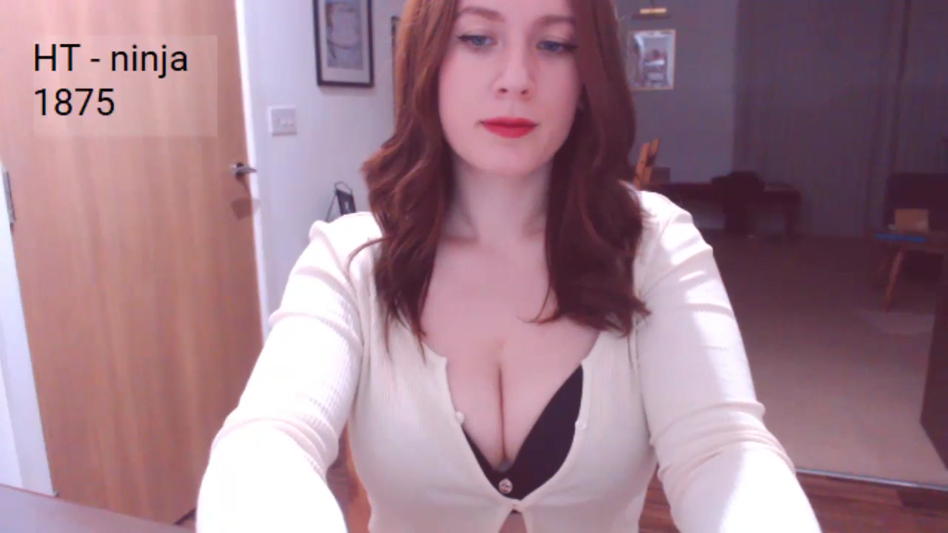 Gallery image thumbnail from AubreyPlza's myfreecams stream on, 03/07/2024, 21:45 image 17 of 20