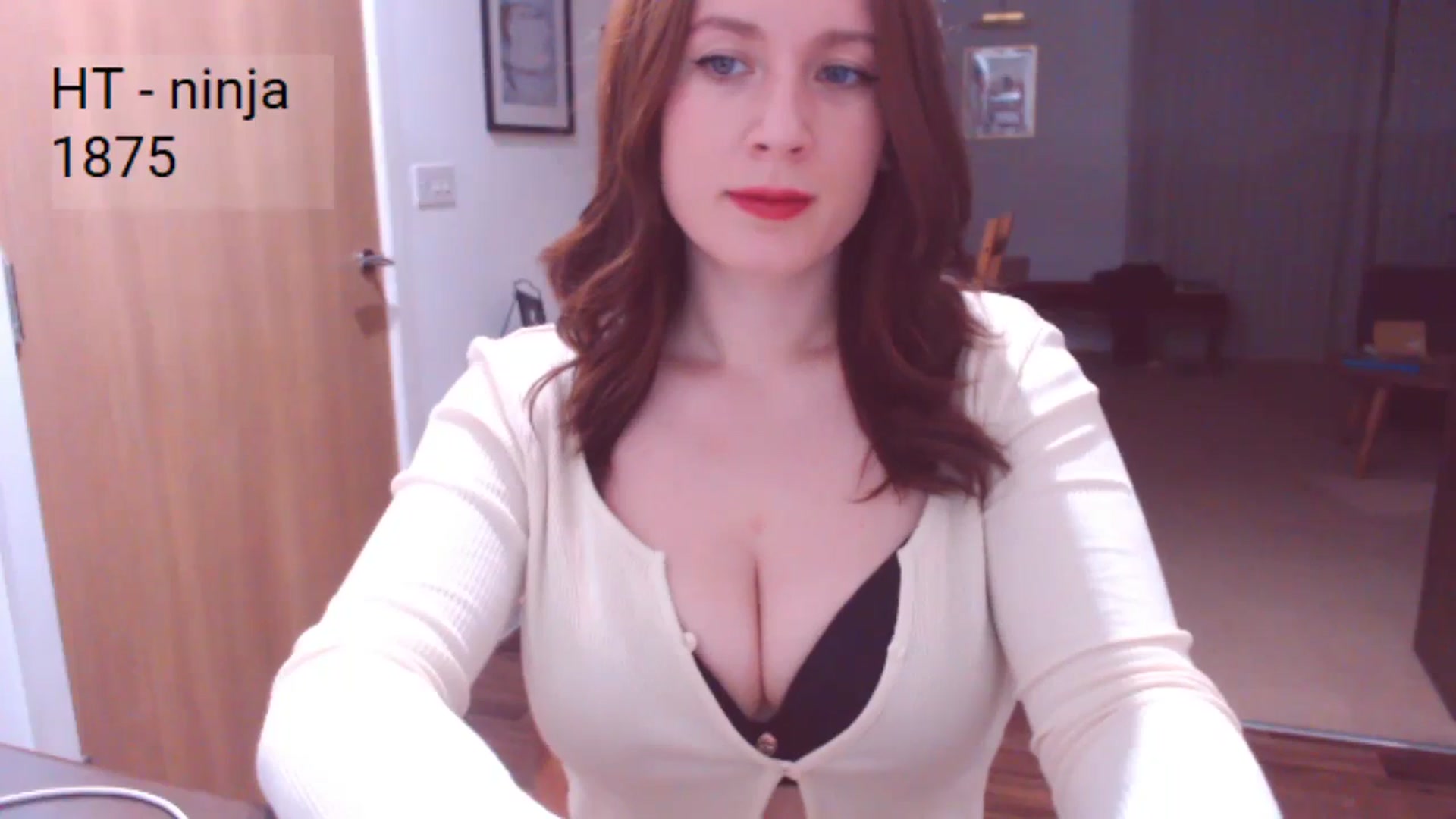 Gallery image thumbnail from AubreyPlza's myfreecams stream on, 03/07/2024, 21:45 image 9 of 20
