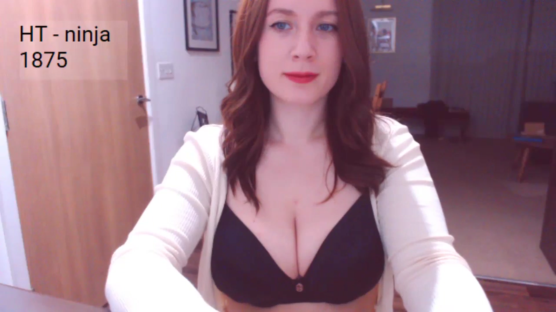 Gallery image thumbnail from AubreyPlza's myfreecams stream on, 03/07/2024, 22:49 image 6 of 20