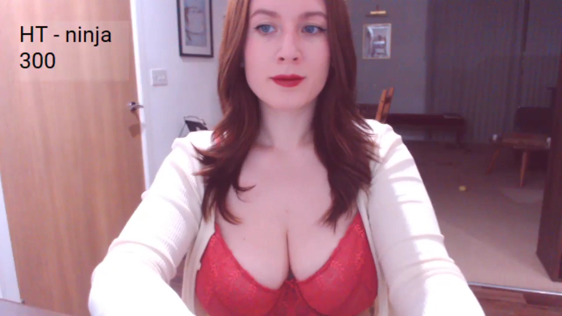 Gallery image thumbnail from AubreyPlza's myfreecams stream on, 03/08/2024, 21:50 image 18 of 20