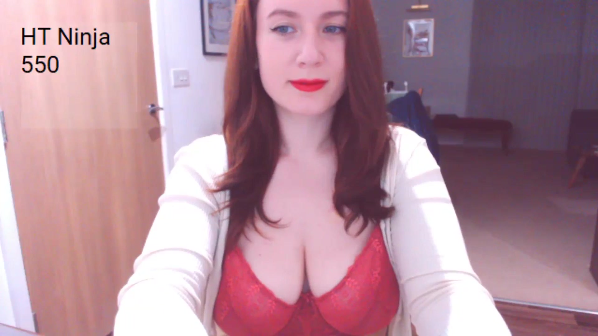 Gallery image thumbnail from AubreyPlza's myfreecams stream on, 04/08/2024, 21:35 image 5 of 20