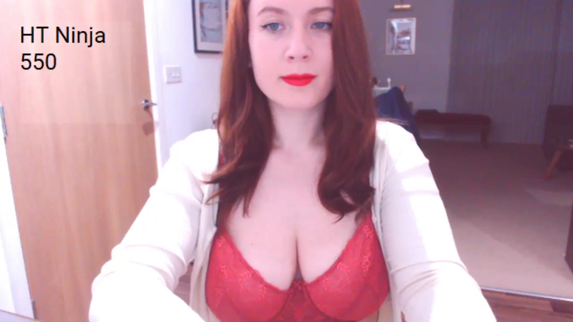 Gallery image thumbnail from AubreyPlza's myfreecams stream on, 04/08/2024, 21:35 image 10 of 20