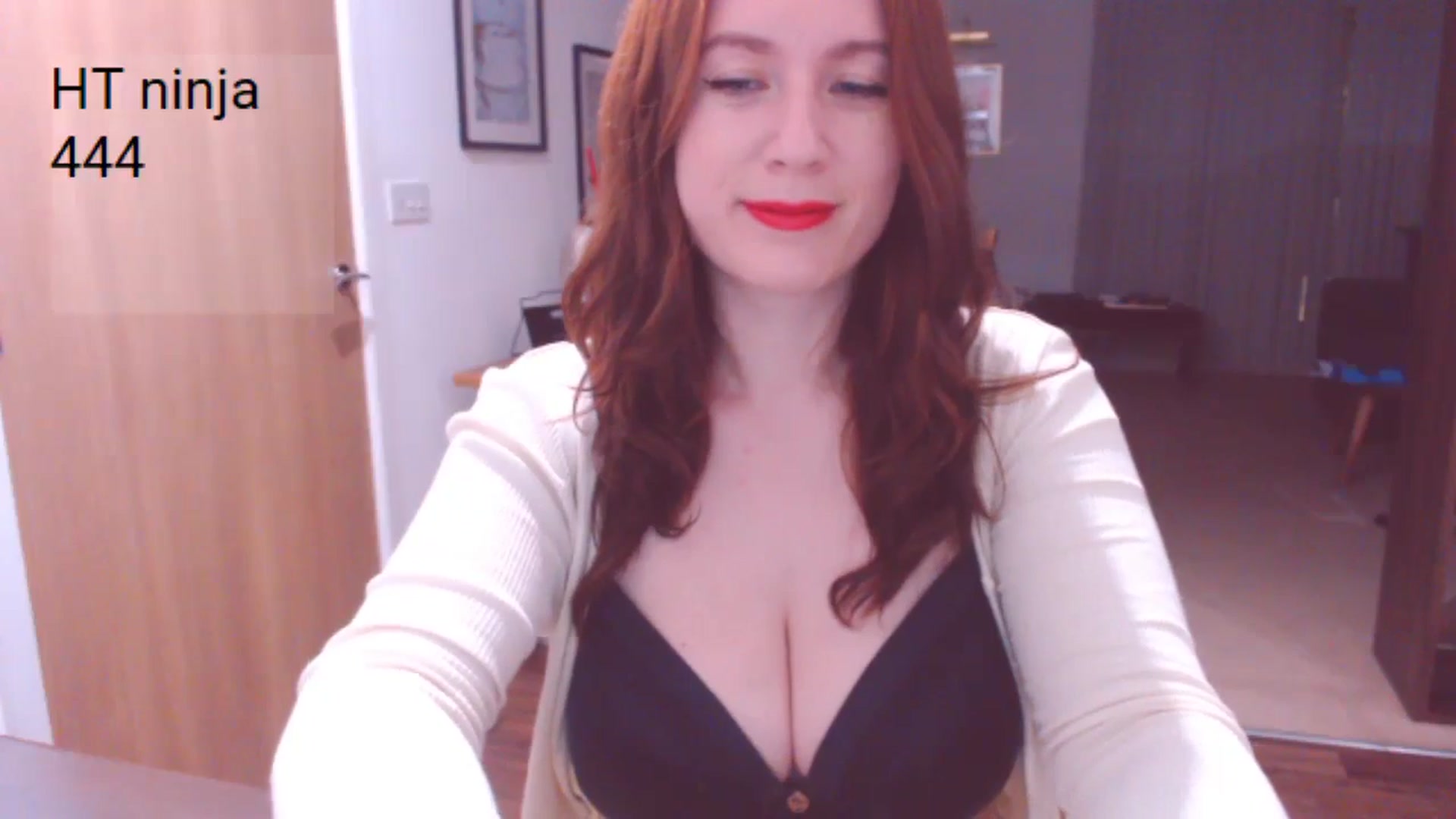 Gallery image thumbnail from AubreyPlza's myfreecams stream on, 05/03/2024, 21:34 image 20 of 20