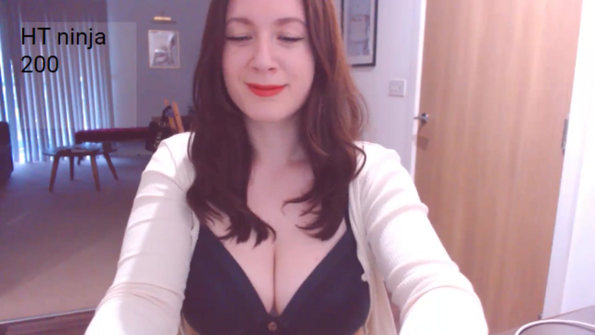 Gallery image thumbnail from AubreyPlza's myfreecams stream on, 06/09/2024, 20:00 image 15 of 20