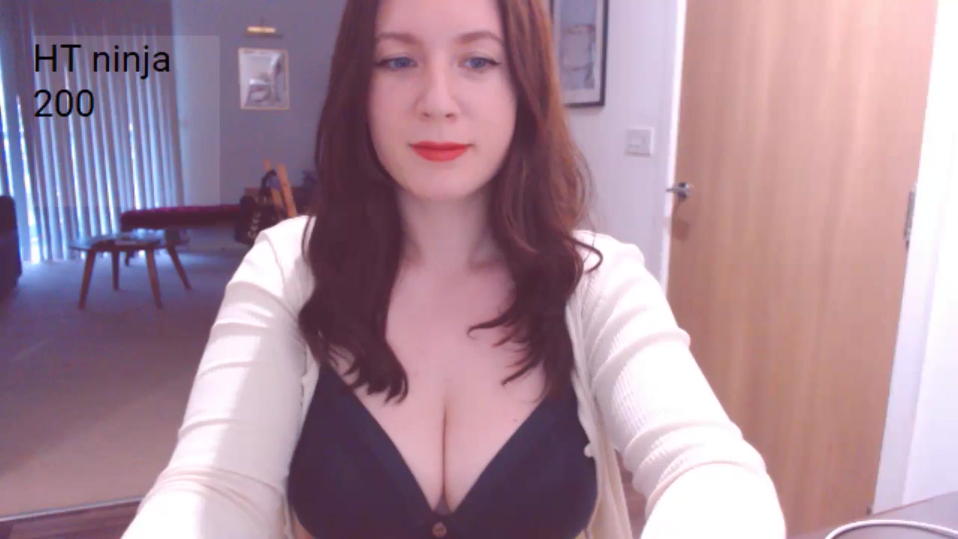 Gallery image thumbnail from AubreyPlza's myfreecams stream on, 06/09/2024, 20:00 image 12 of 20