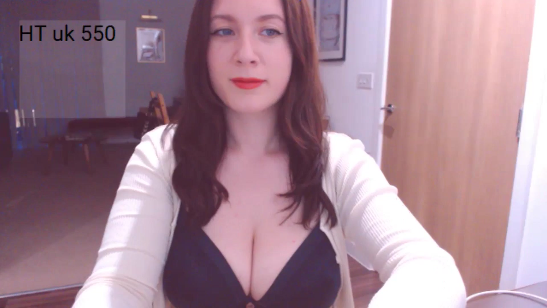 Gallery image thumbnail from AubreyPlza's myfreecams stream on, 06/09/2024, 20:52 image 12 of 20