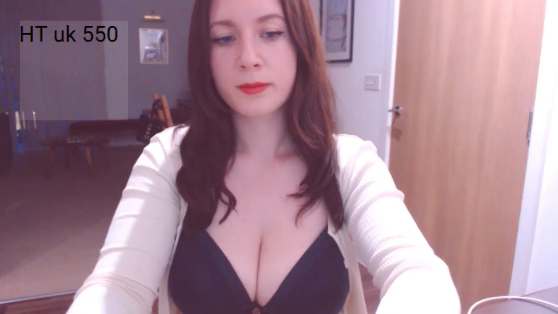 Gallery image thumbnail from AubreyPlza's myfreecams stream on, 06/09/2024, 20:52 image 15 of 20