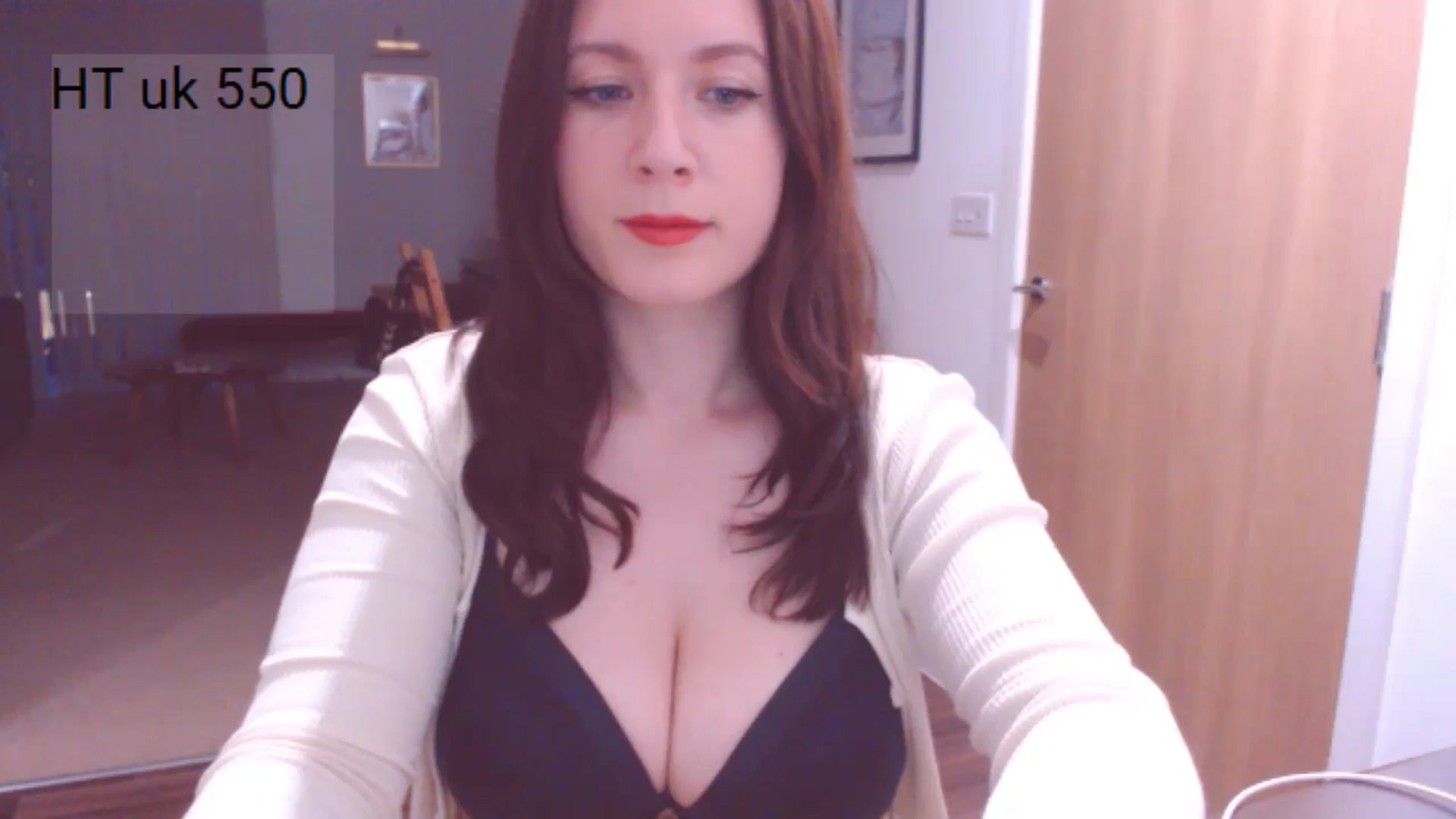 Gallery image thumbnail from AubreyPlza's myfreecams stream on, 06/09/2024, 20:52 image 17 of 20