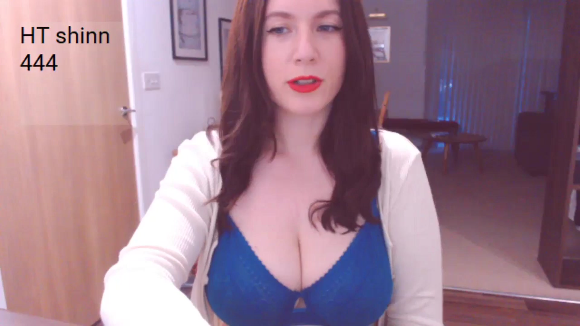 Gallery image thumbnail from AubreyPlza's myfreecams stream on, 06/13/2024, 20:34 image 20 of 20