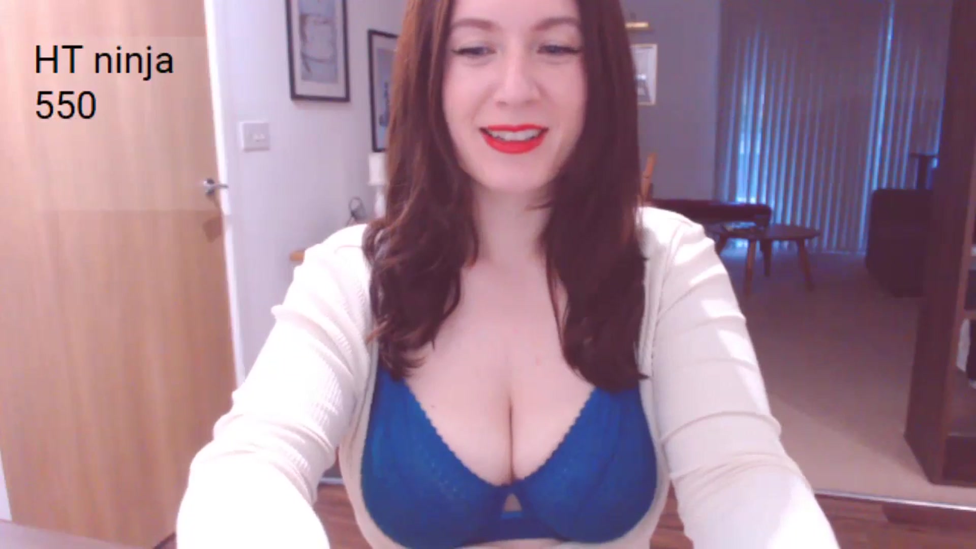 Gallery image thumbnail from AubreyPlza's myfreecams stream on, 06/13/2024, 20:34 image 8 of 20