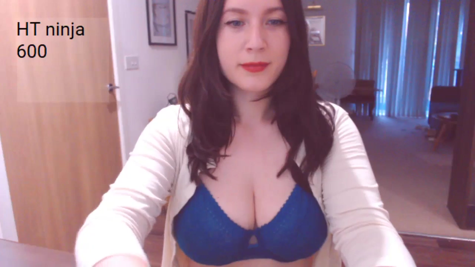 Gallery image thumbnail from AubreyPlza's myfreecams stream on, 06/27/2024, 20:24 image 17 of 20