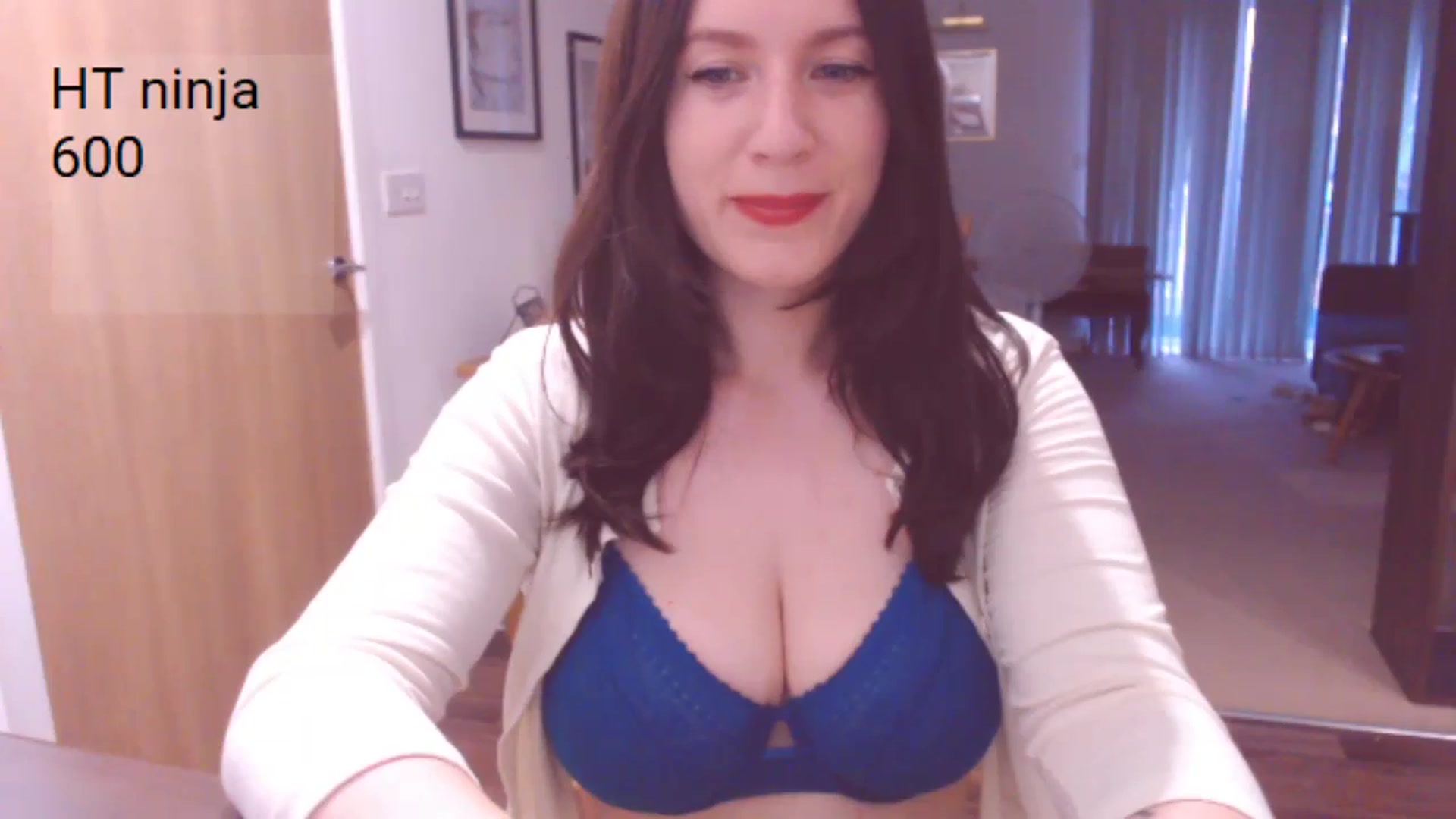 Gallery image thumbnail from AubreyPlza's myfreecams stream on, 06/27/2024, 20:24 image 15 of 20