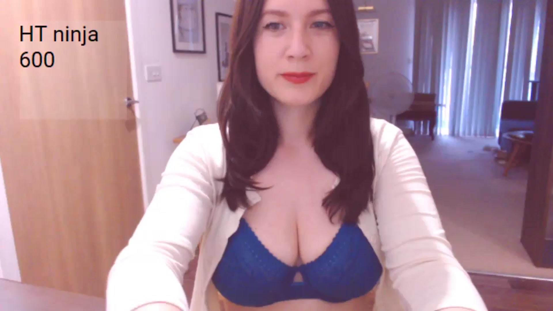 Gallery image thumbnail from AubreyPlza's myfreecams stream on, 06/27/2024, 20:24 image 5 of 20