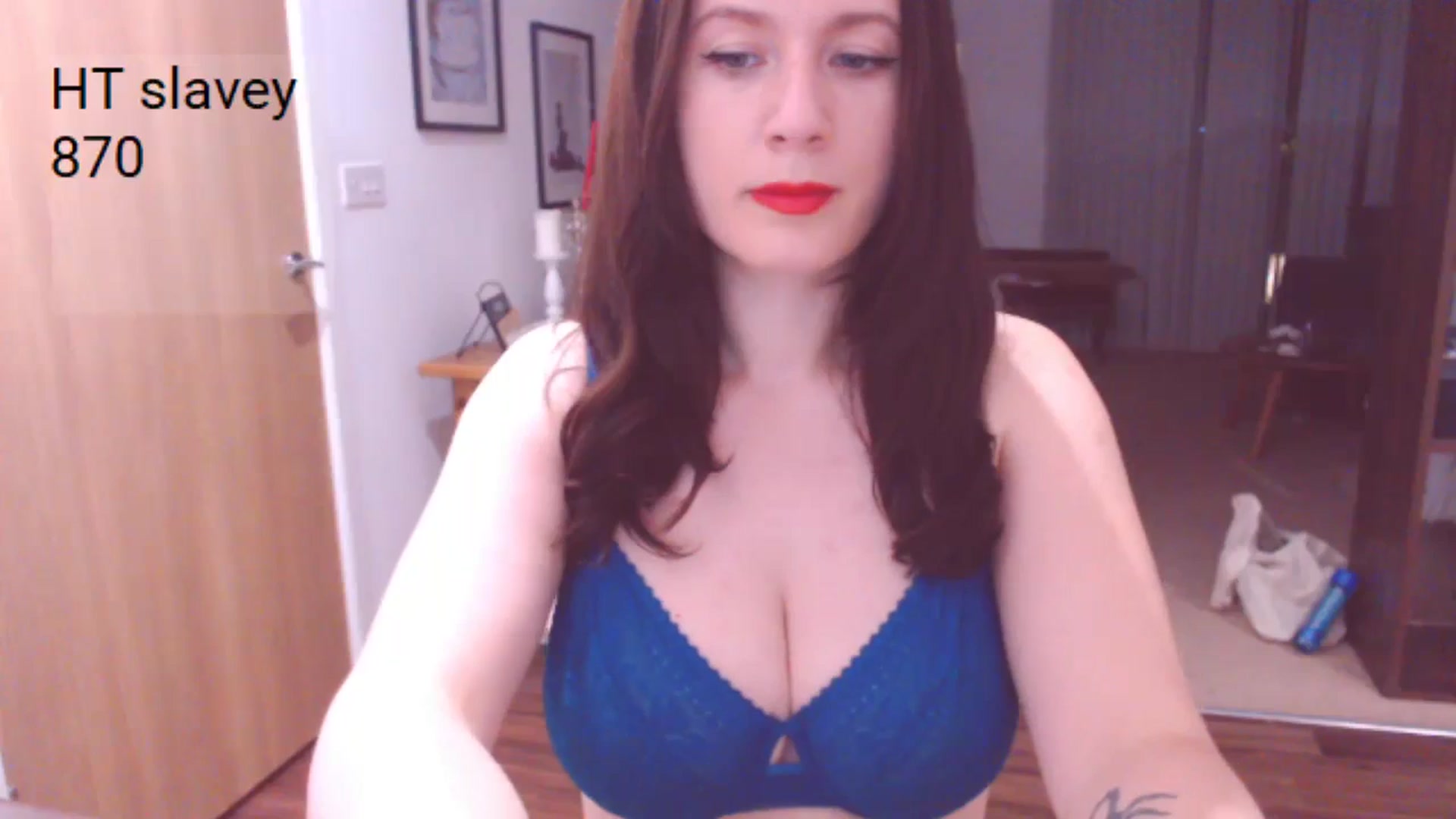 Gallery image thumbnail from AubreyPlza's myfreecams stream on, 07/01/2024, 21:48 image 19 of 20