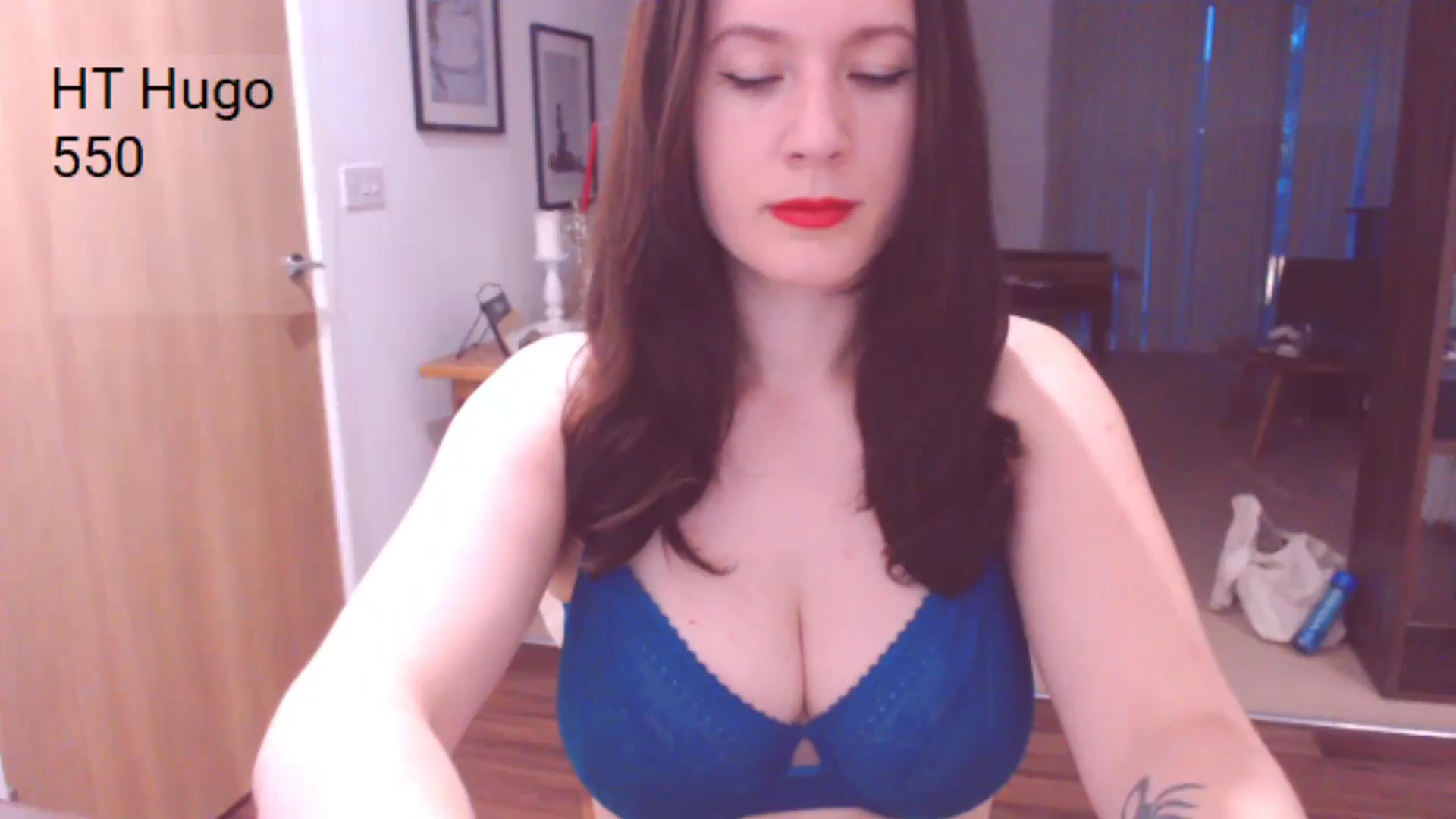 Gallery image thumbnail from AubreyPlza's myfreecams stream on, 07/01/2024, 21:48 image 1 of 20