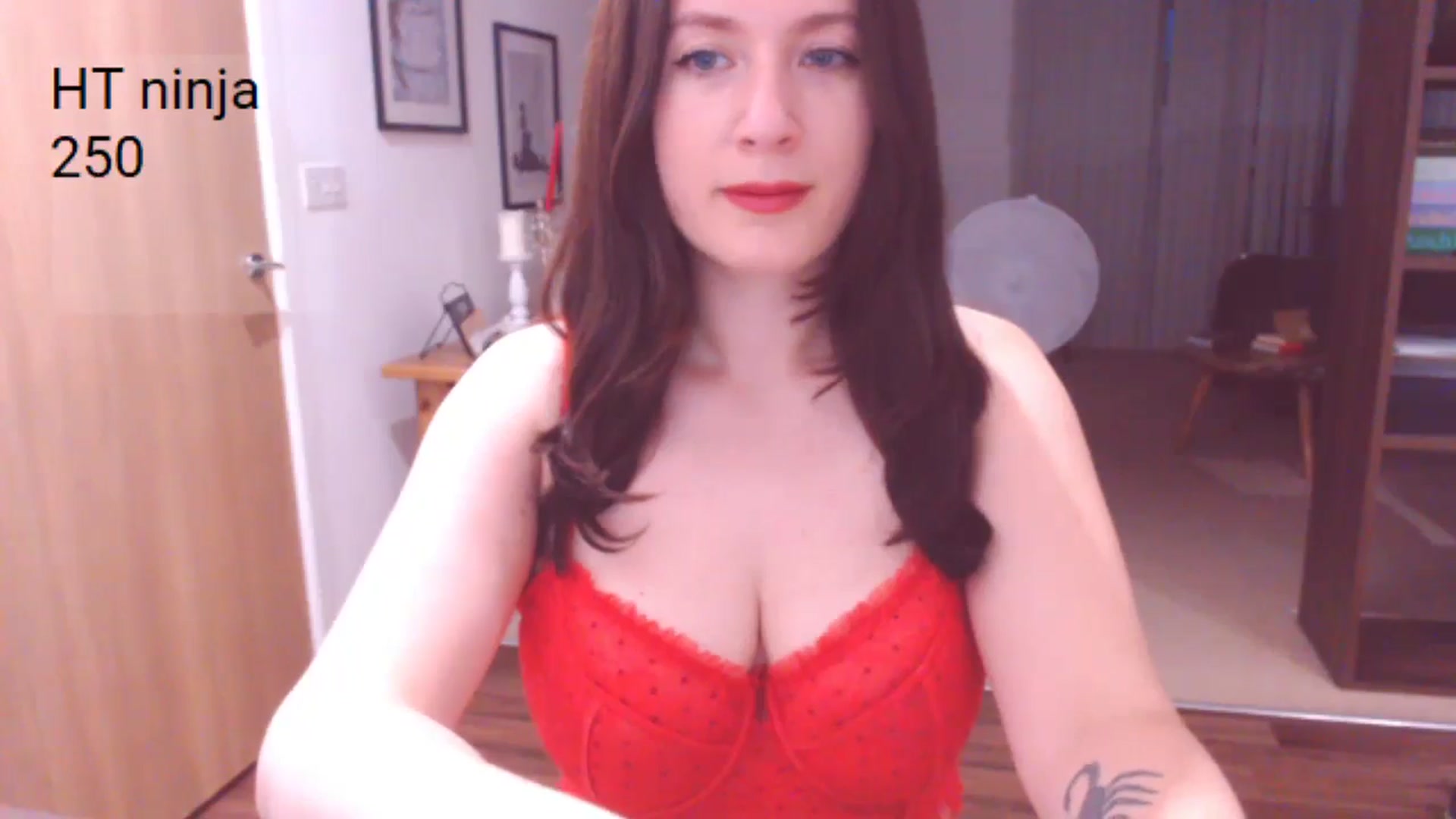 Gallery image thumbnail from AubreyPlza's myfreecams stream on, 07/03/2024, 21:36 image 14 of 20