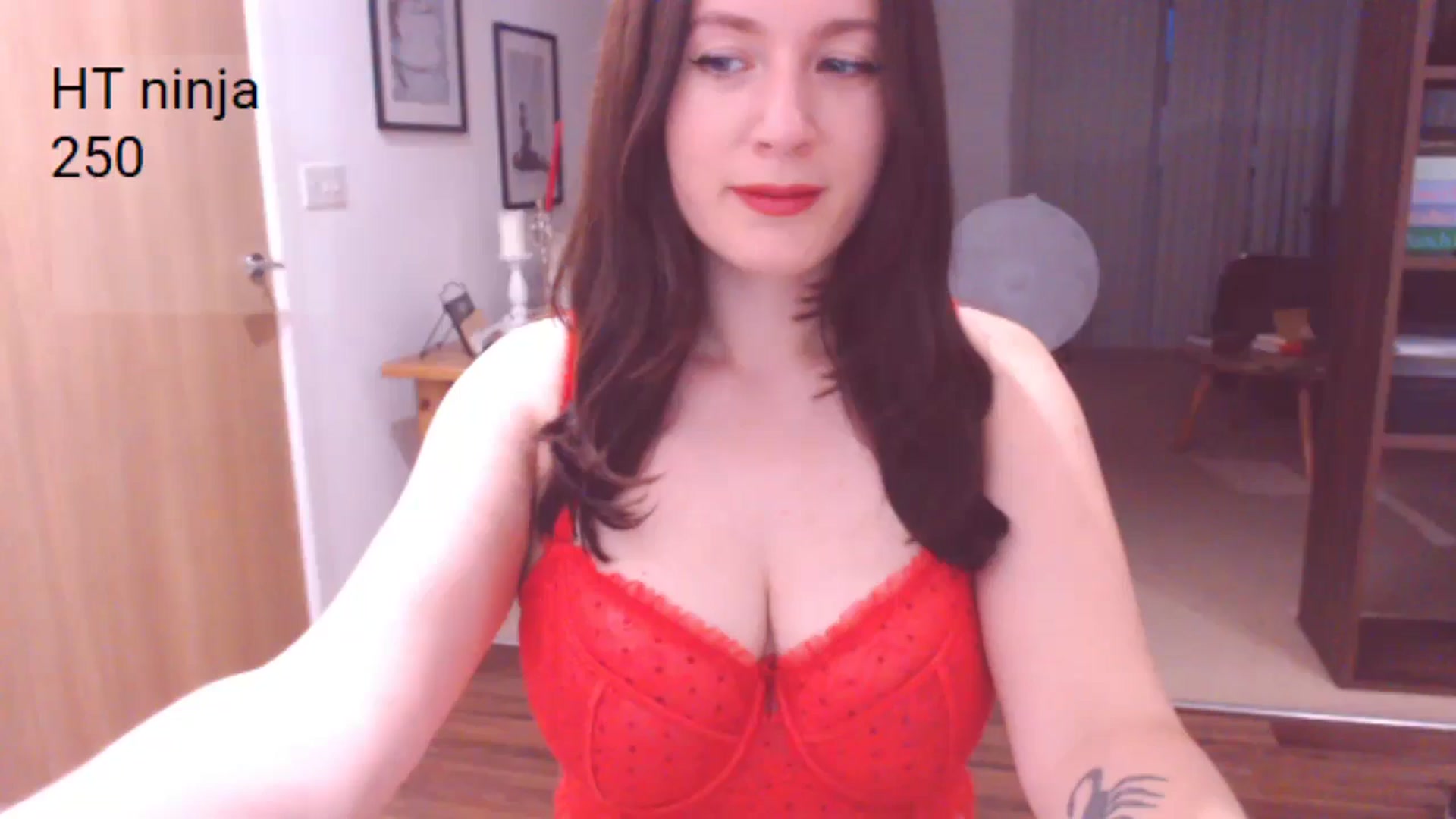 Gallery image thumbnail from AubreyPlza's myfreecams stream on, 07/03/2024, 21:36 image 13 of 20