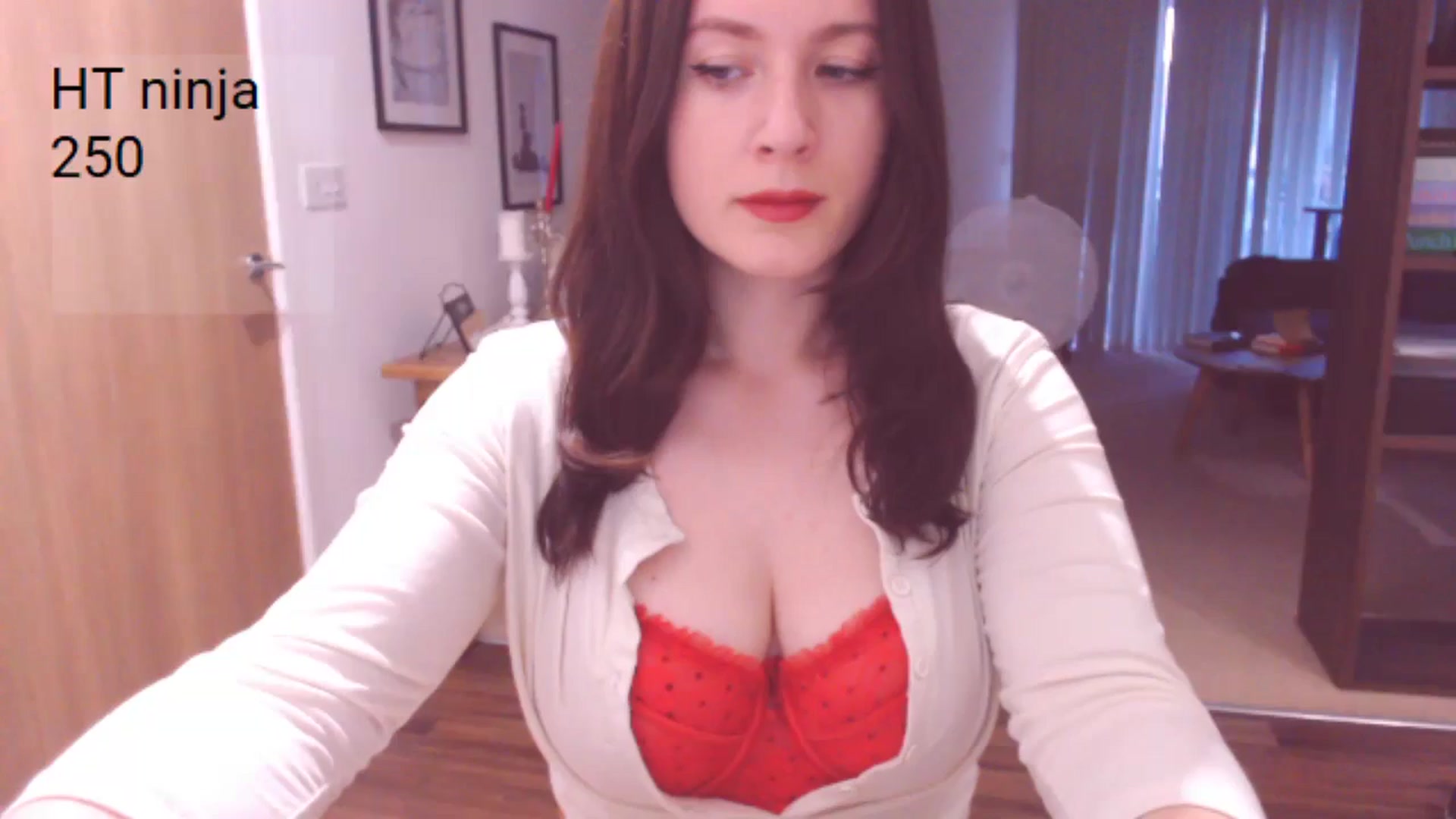 Gallery image thumbnail from AubreyPlza's myfreecams stream on, 07/03/2024, 21:36 image 1 of 20