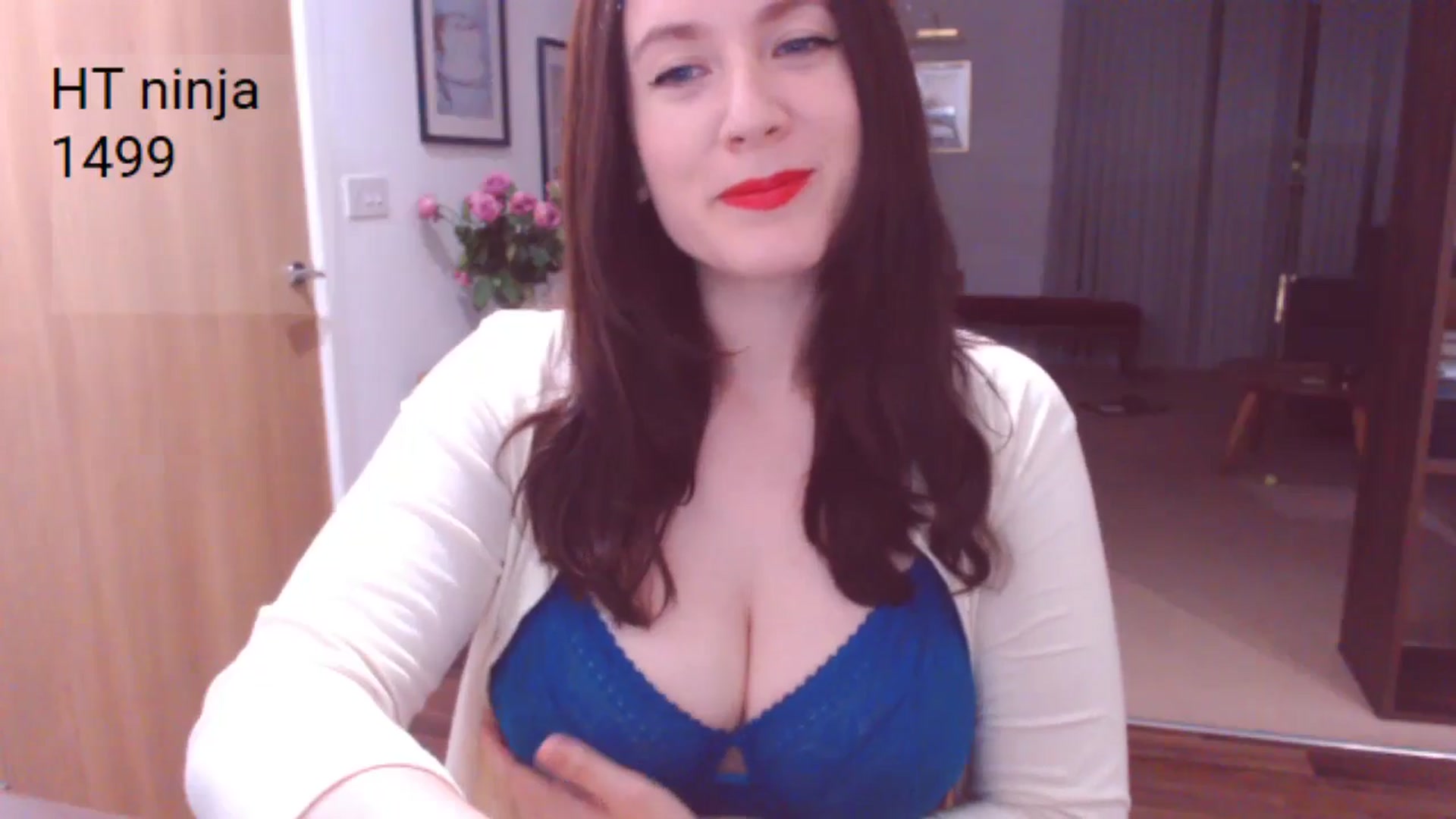 Gallery image thumbnail from AubreyPlza's myfreecams stream on, 07/13/2024, 22:05 image 14 of 20
