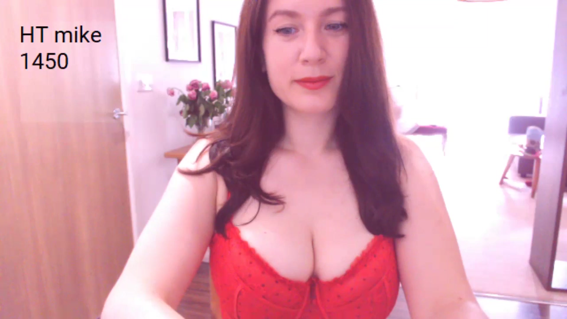 Gallery image thumbnail from AubreyPlza's myfreecams stream on, 07/16/2024, 08:50 image 6 of 20