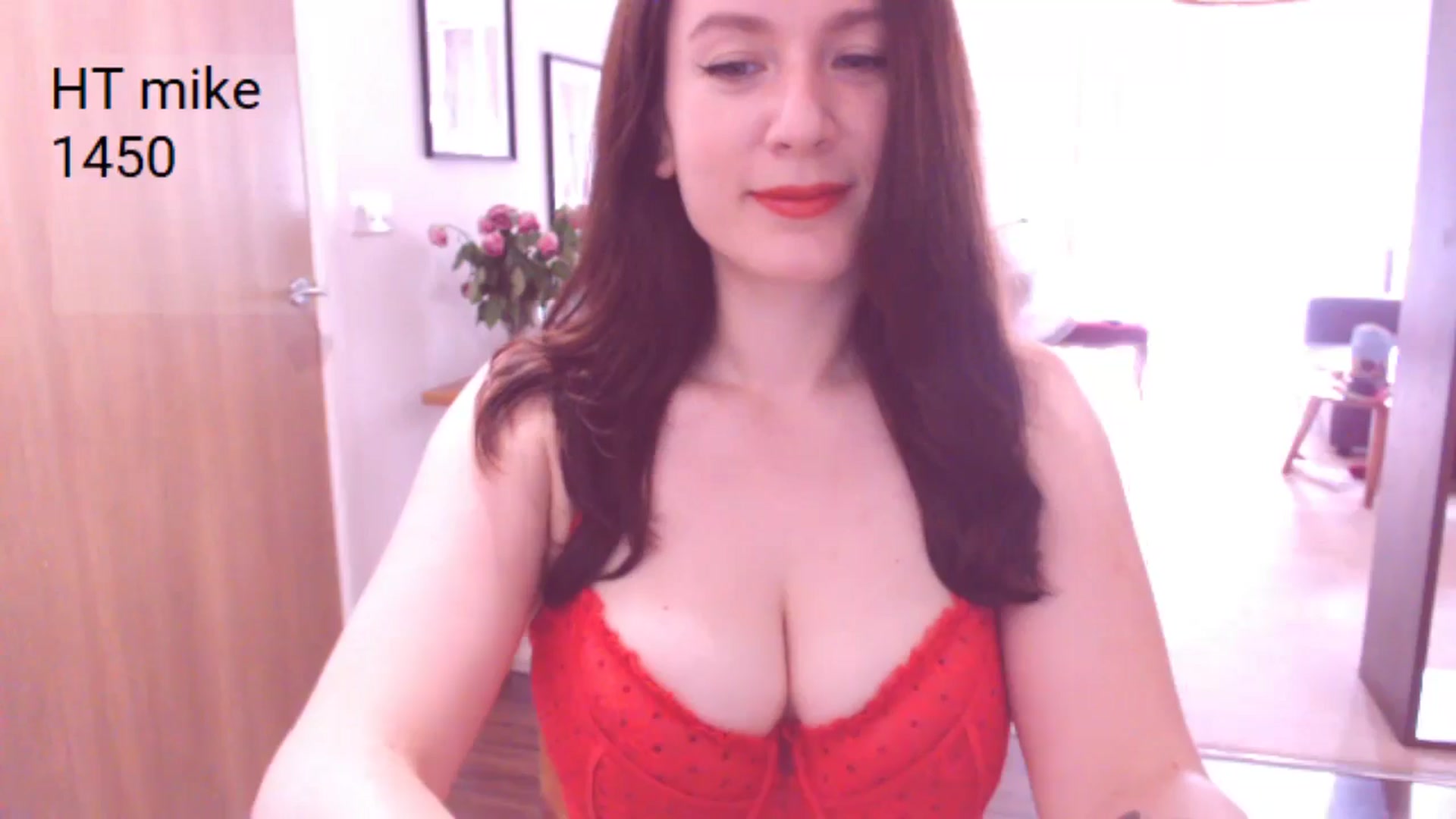 Gallery image thumbnail from AubreyPlza's myfreecams stream on, 07/16/2024, 08:50 image 8 of 20