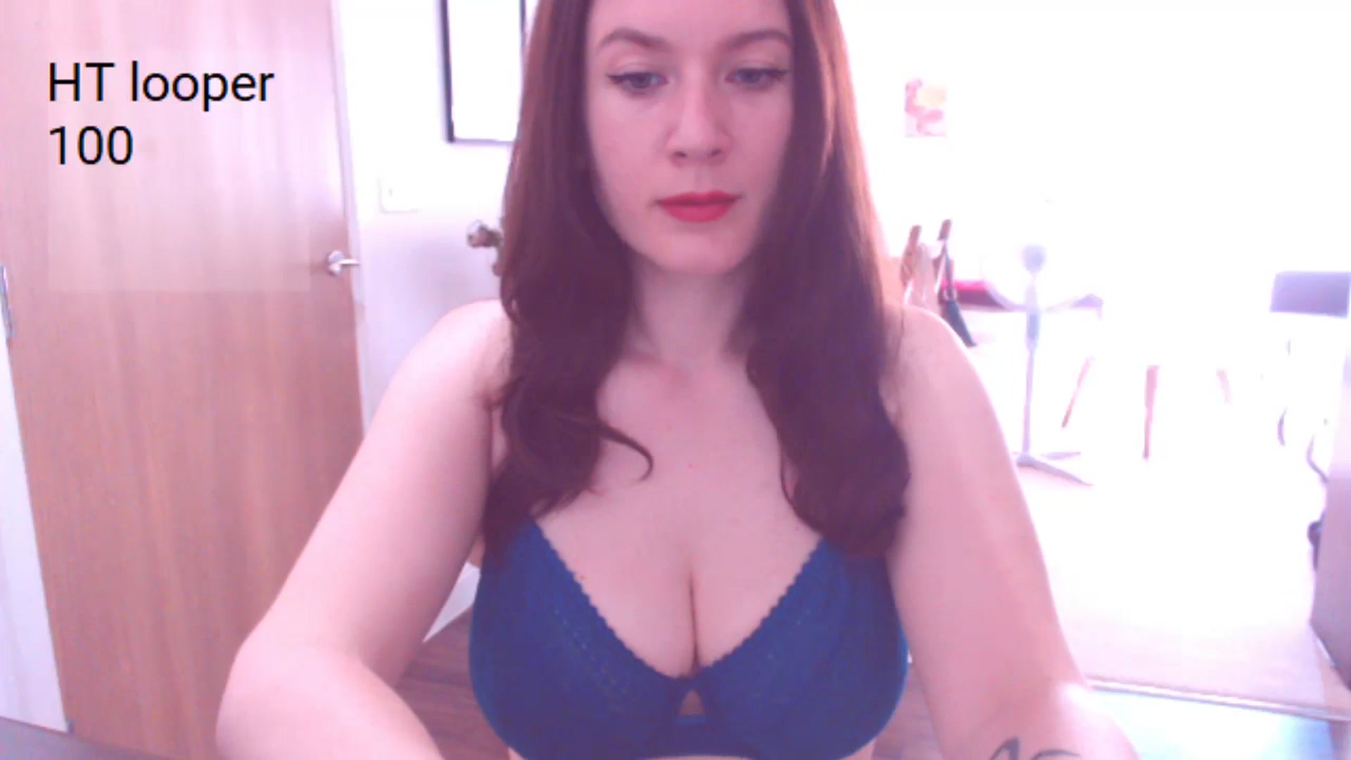 Gallery image thumbnail from AubreyPlza's myfreecams stream on, 07/29/2024, 07:46 image 18 of 20