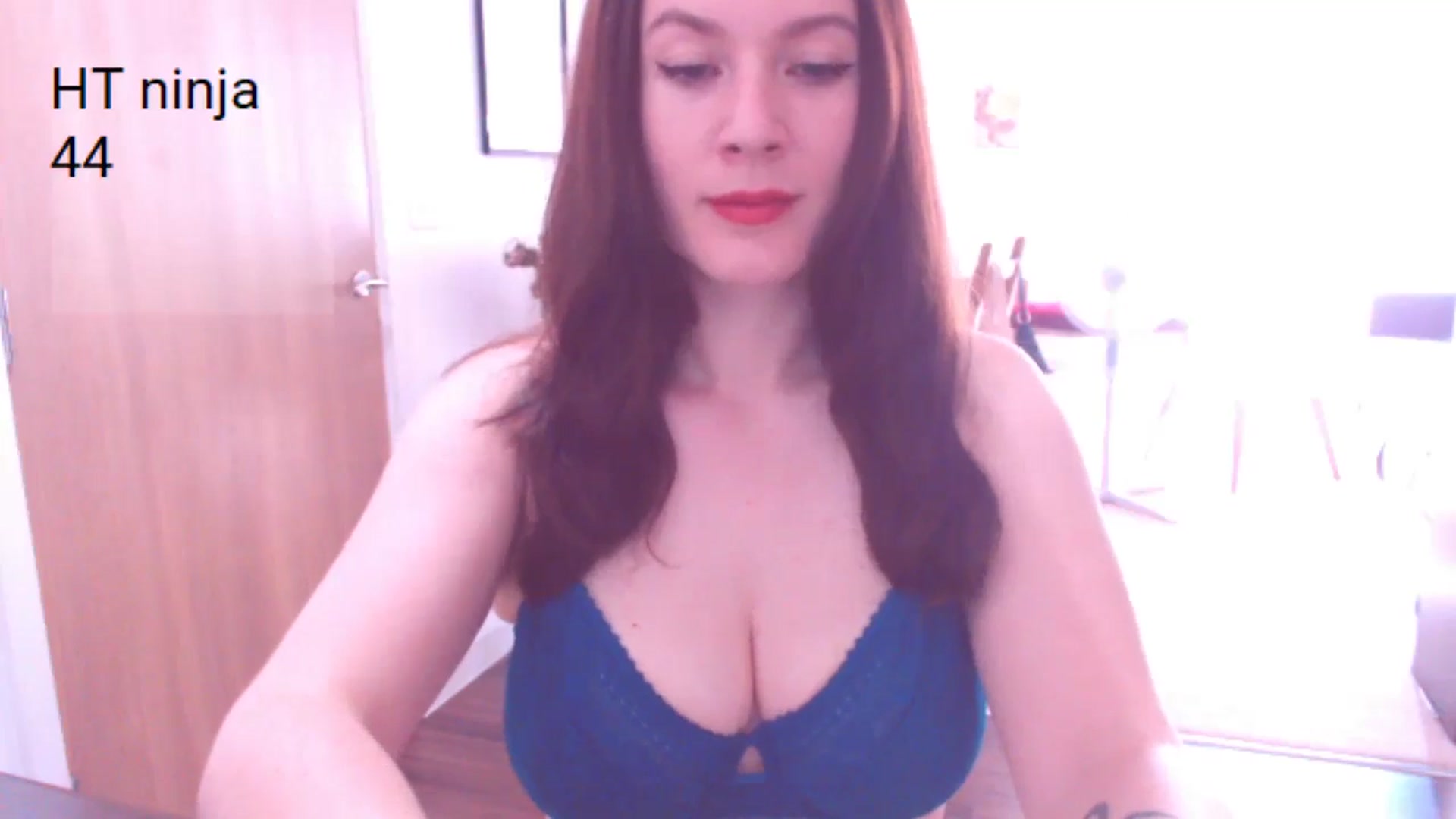 Gallery image thumbnail from AubreyPlza's myfreecams stream on, 07/29/2024, 07:46 image 5 of 20