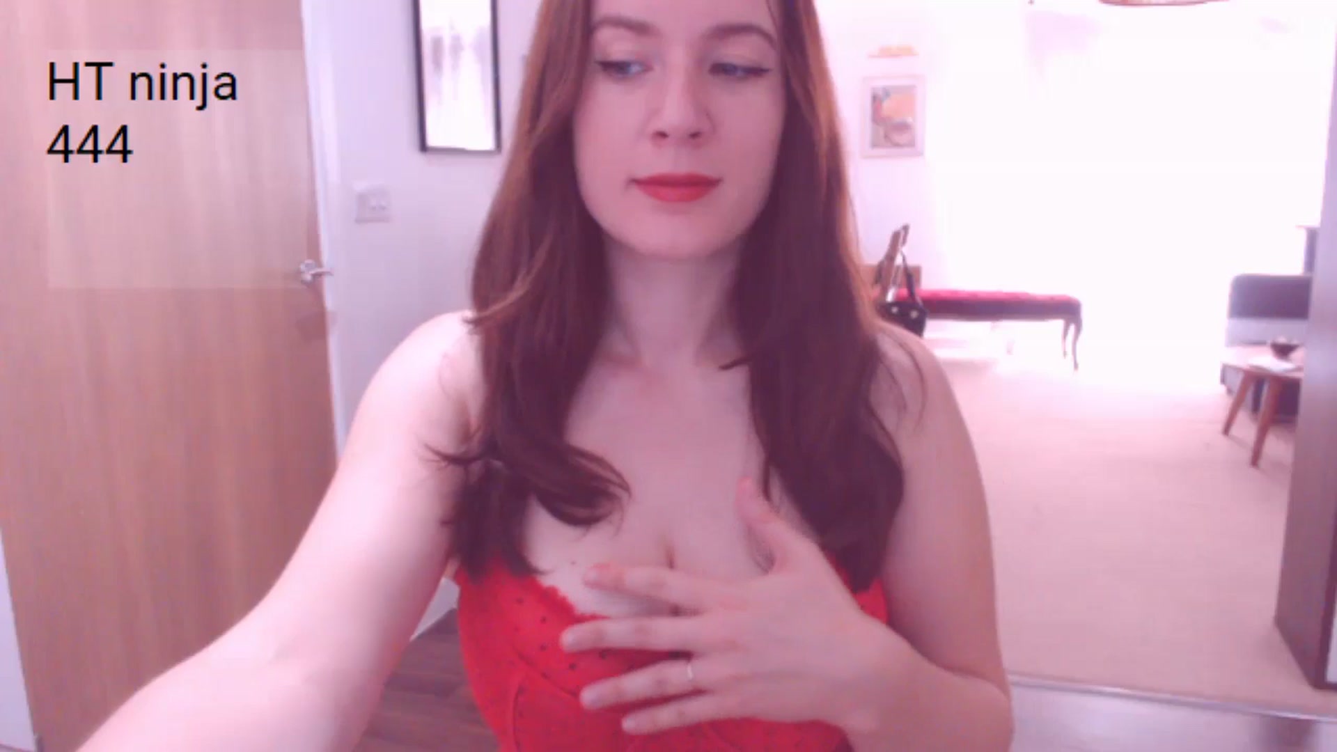 Gallery image thumbnail from AubreyPlza's myfreecams stream on, 08/27/2024, 07:49 image 13 of 20