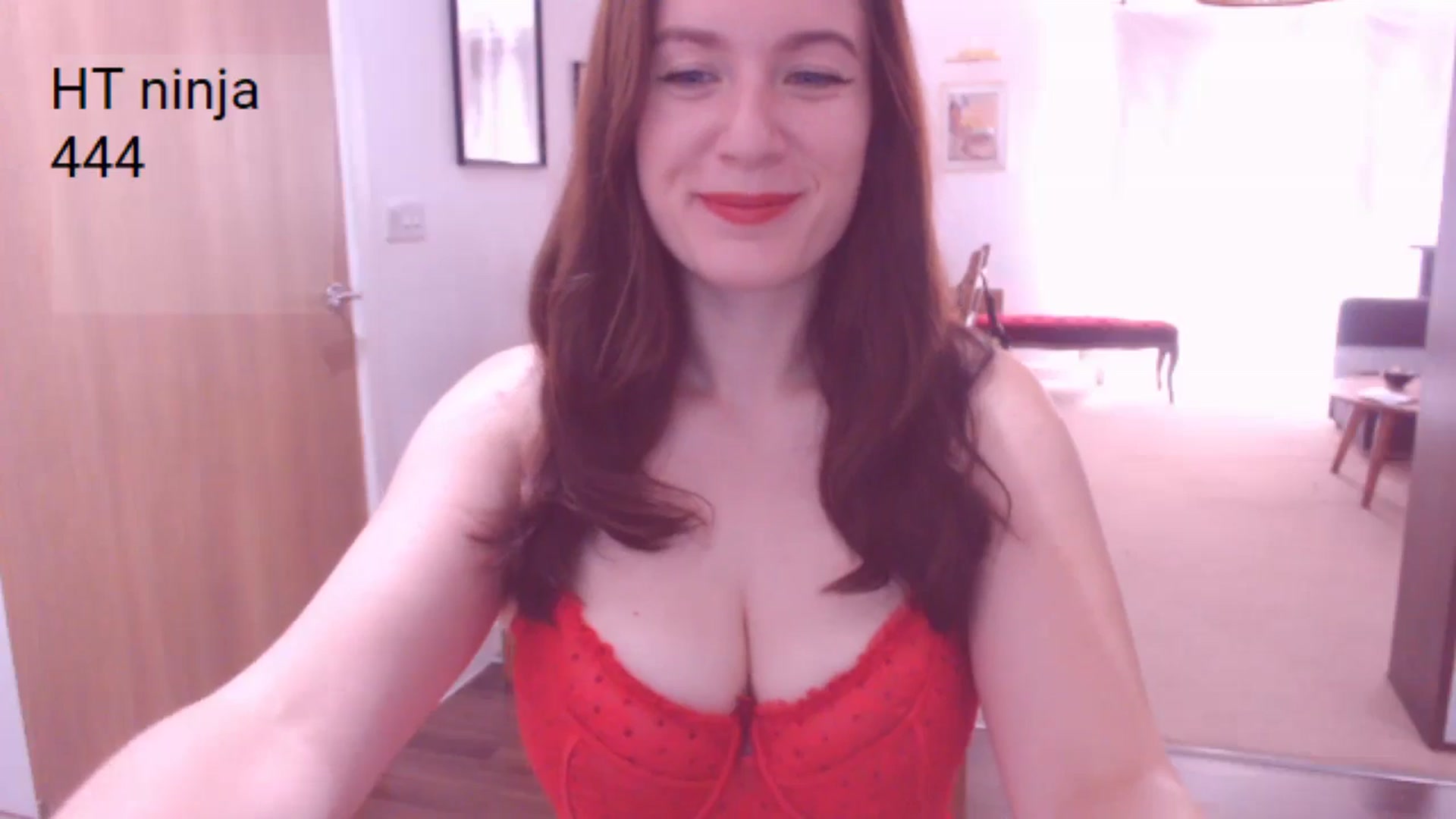 Gallery image thumbnail from AubreyPlza's myfreecams stream on, 08/27/2024, 07:49 image 6 of 20