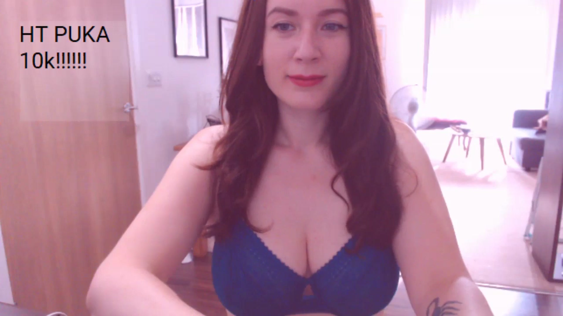 Gallery image thumbnail from AubreyPlza's myfreecams stream on, 09/01/2024, 07:58 image 9 of 20