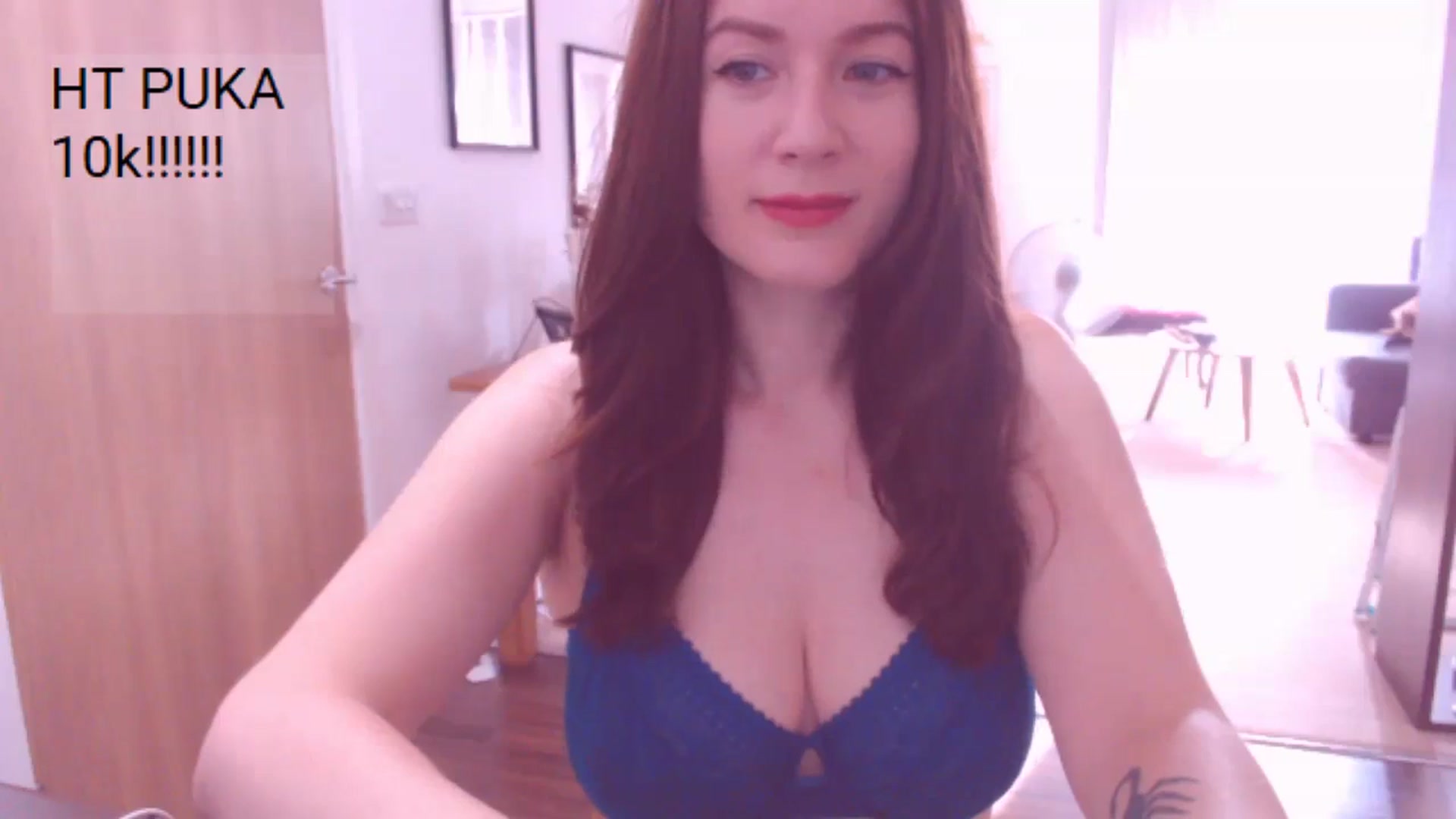 Gallery image thumbnail from AubreyPlza's myfreecams stream on, 09/01/2024, 07:58 image 8 of 20