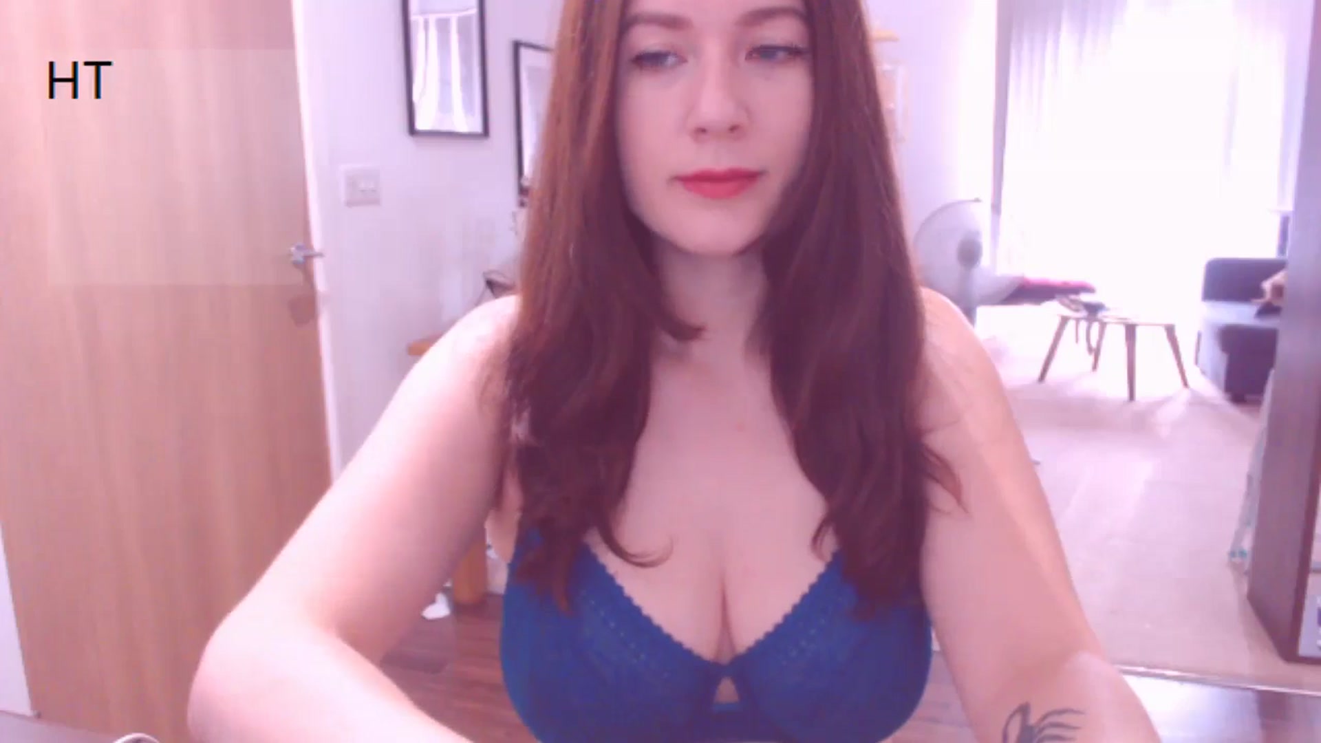 Gallery image thumbnail from AubreyPlza's myfreecams stream on, 09/01/2024, 07:58 image 2 of 20