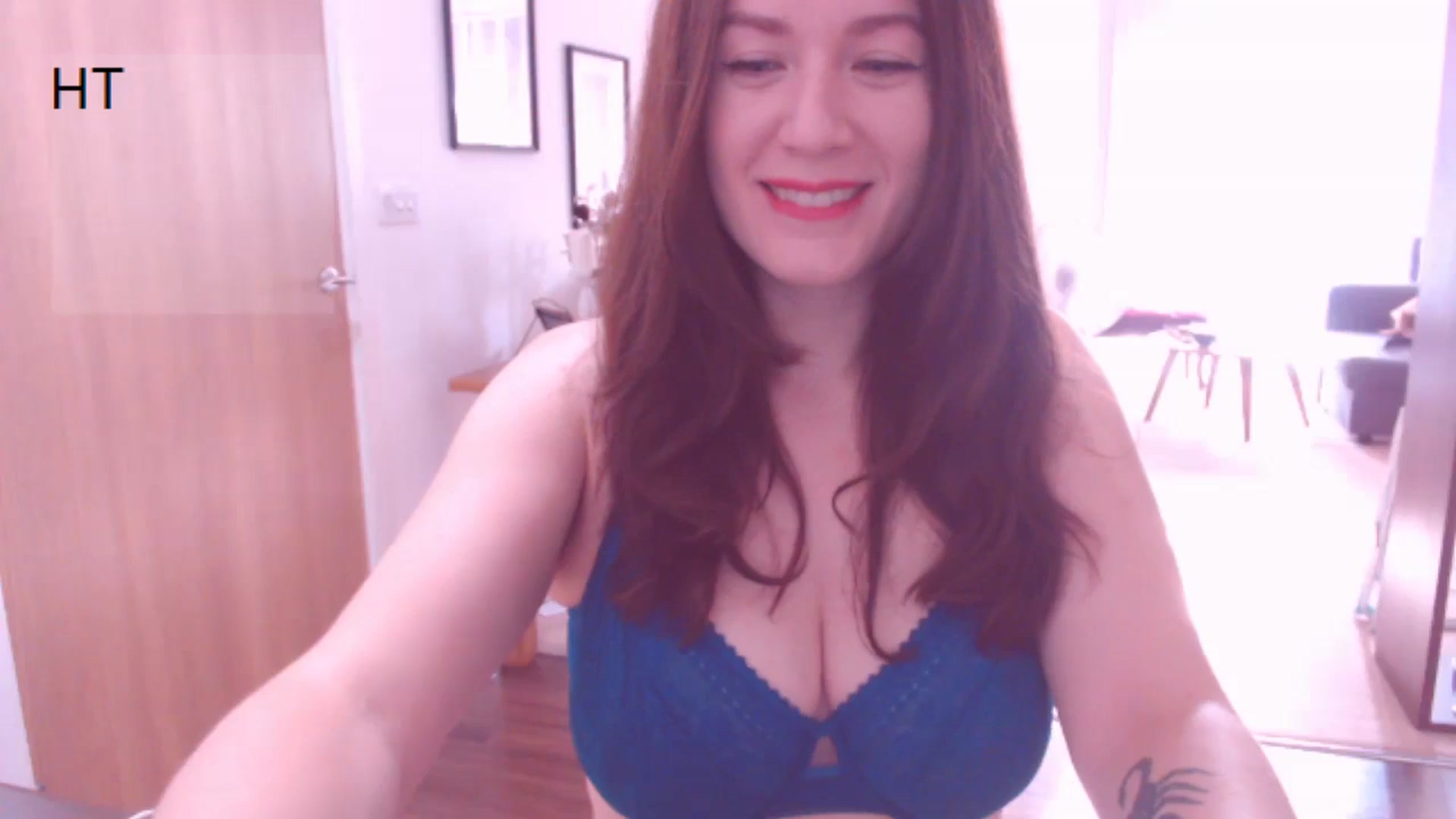Gallery image thumbnail from AubreyPlza's myfreecams stream on, 09/01/2024, 07:58 image 4 of 20