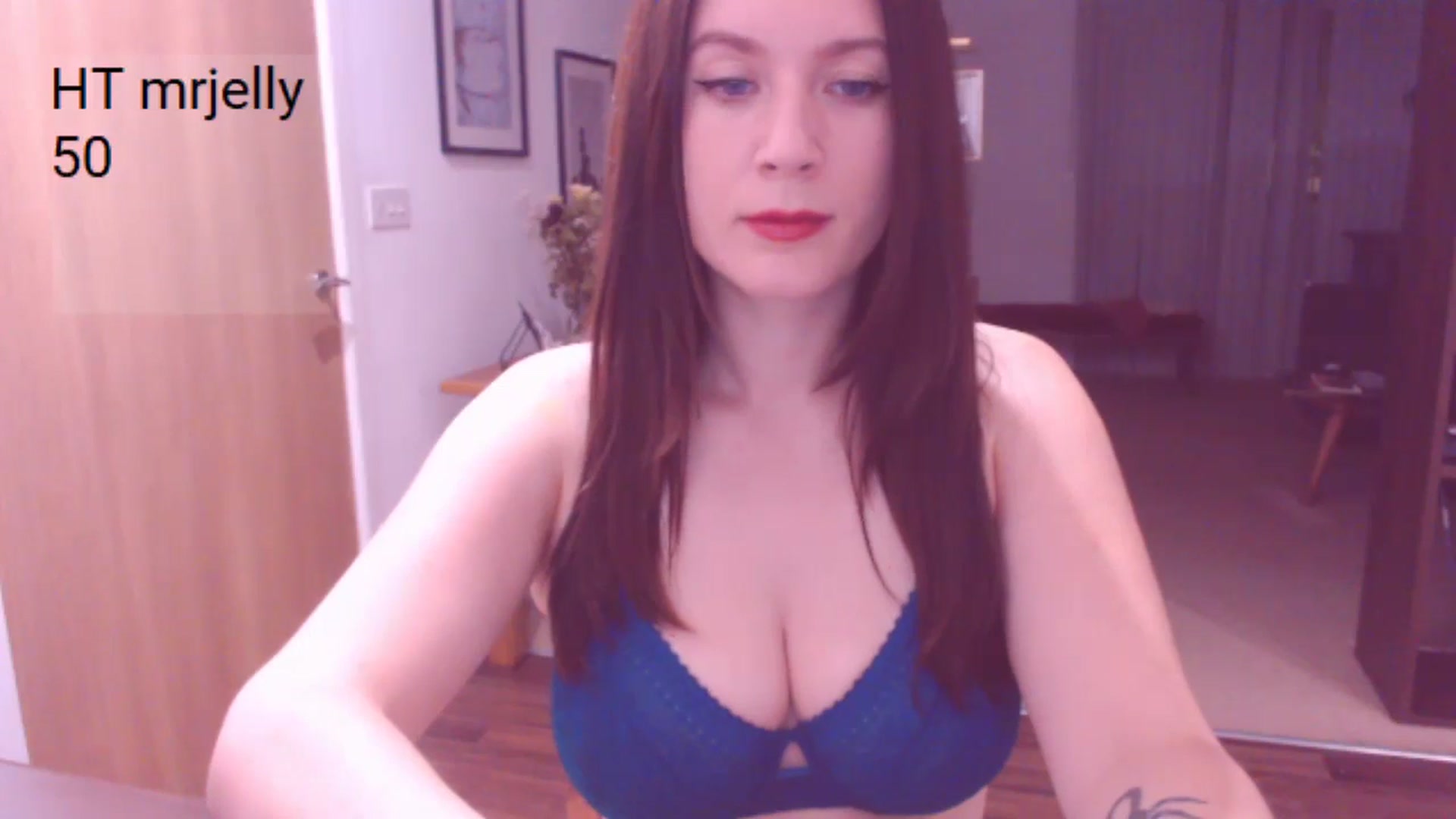 Gallery image thumbnail from AubreyPlza's myfreecams stream on, 09/24/2024, 20:30 image 12 of 20
