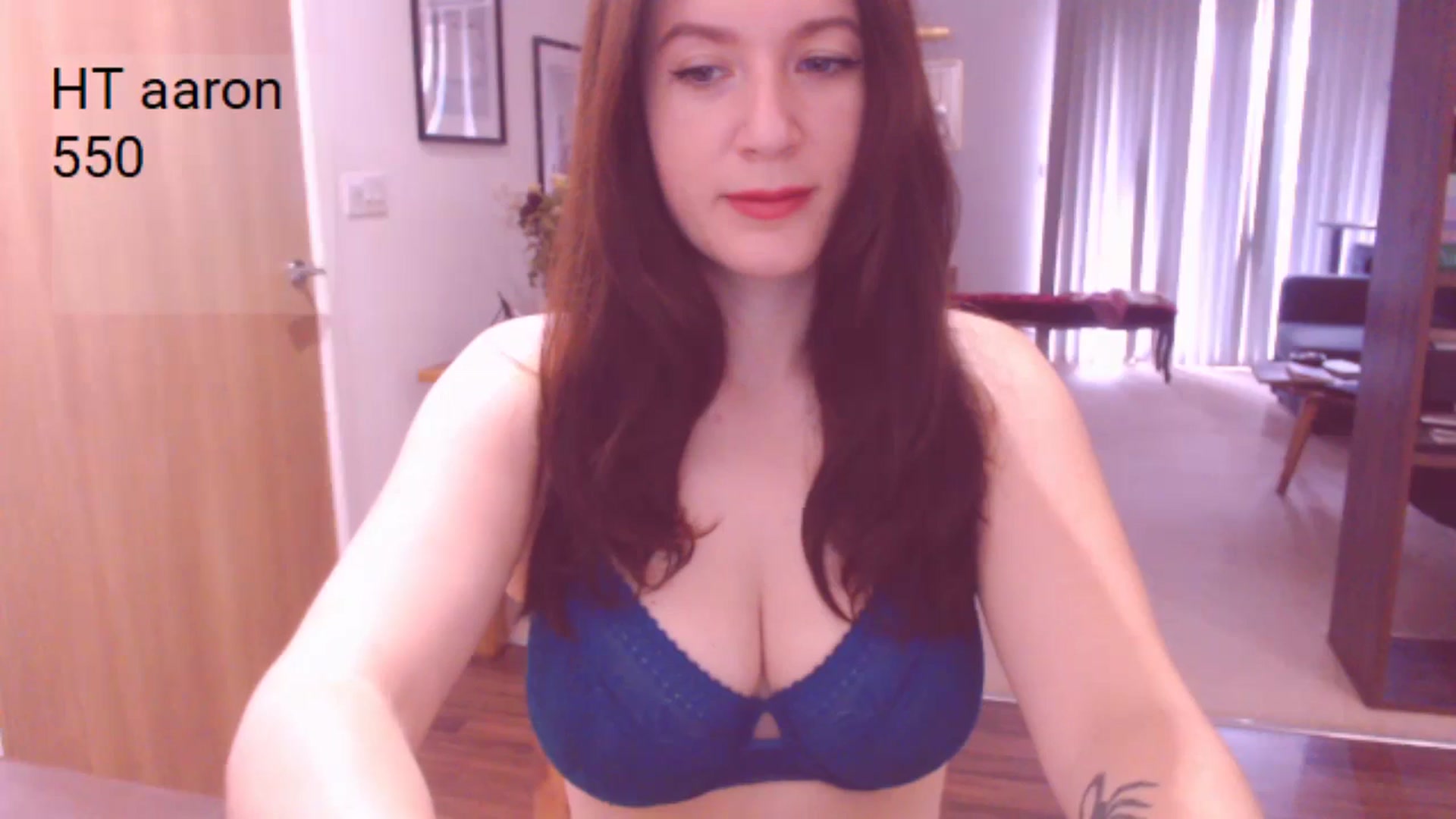Gallery image thumbnail from AubreyPlza's myfreecams stream on, 09/25/2024, 08:15 image 13 of 20