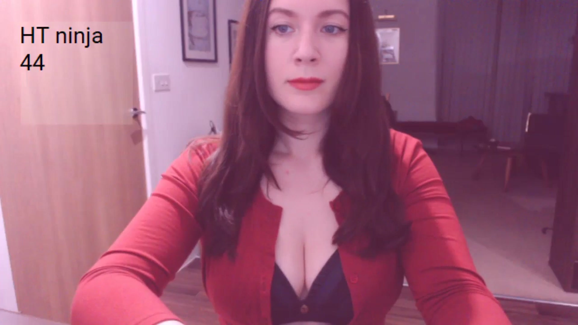 Gallery image thumbnail from AubreyPlza's myfreecams stream on, 09/30/2024, 19:50 image 3 of 20