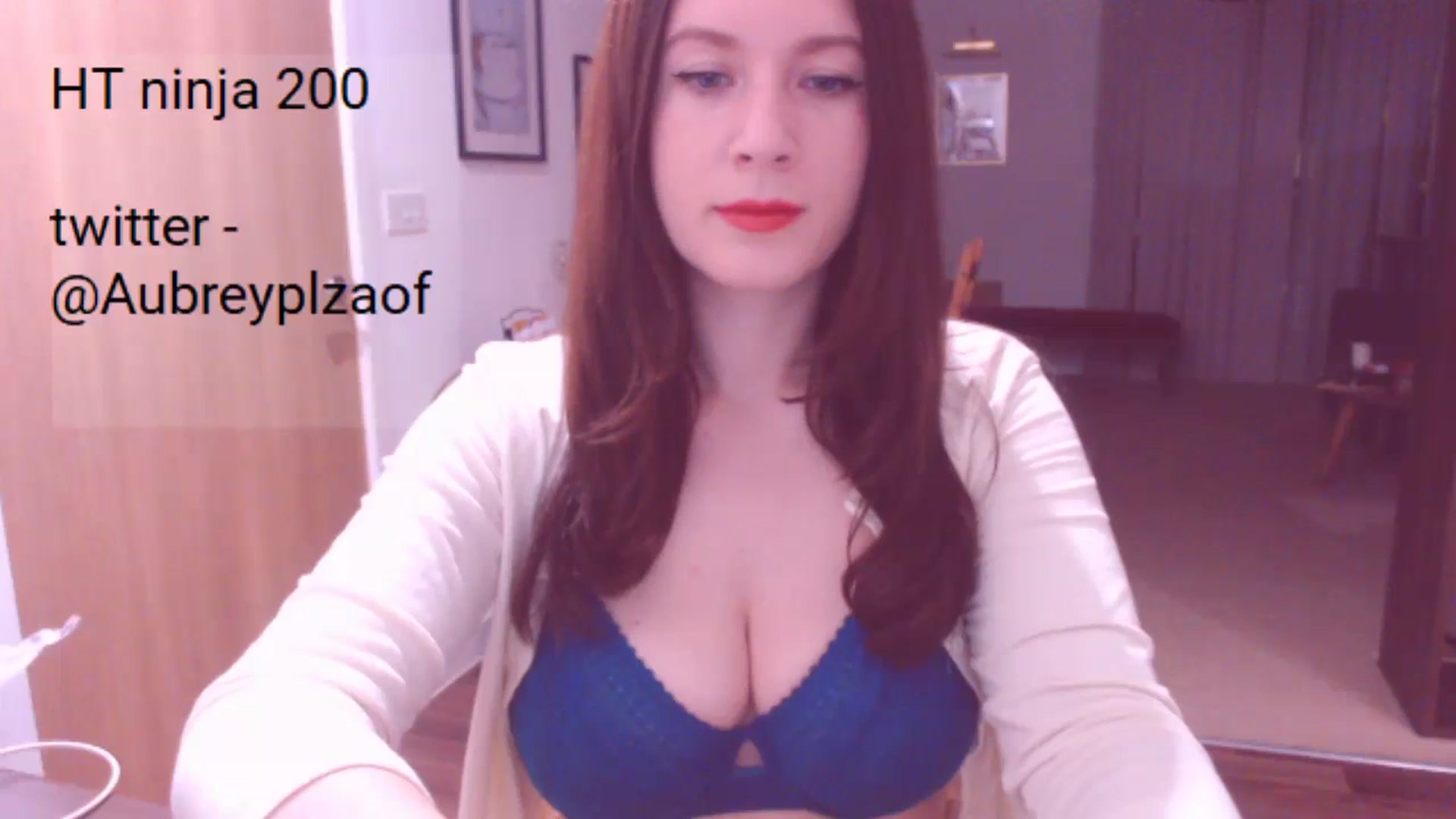 Gallery image thumbnail from AubreyPlza's myfreecams stream on, 10/09/2024, 19:52 image 8 of 20