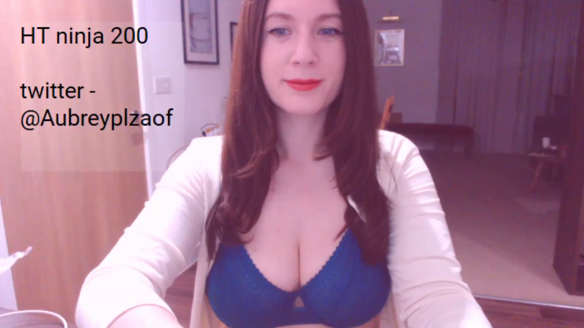 Gallery image thumbnail from AubreyPlza's myfreecams stream on, 10/09/2024, 19:52 image 17 of 20