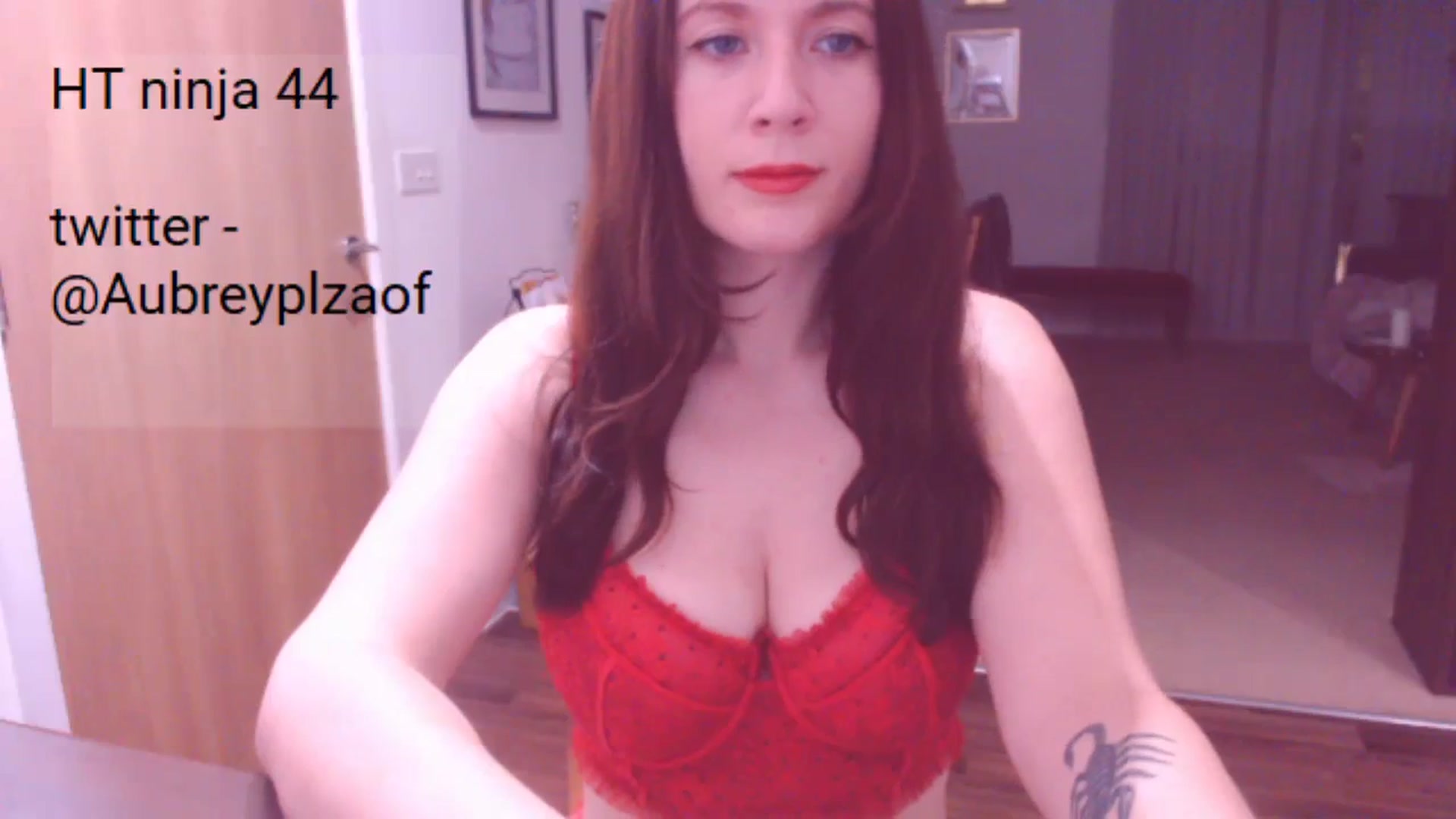 Gallery image thumbnail from AubreyPlza's myfreecams stream on, 10/23/2024, 21:26 image 20 of 20