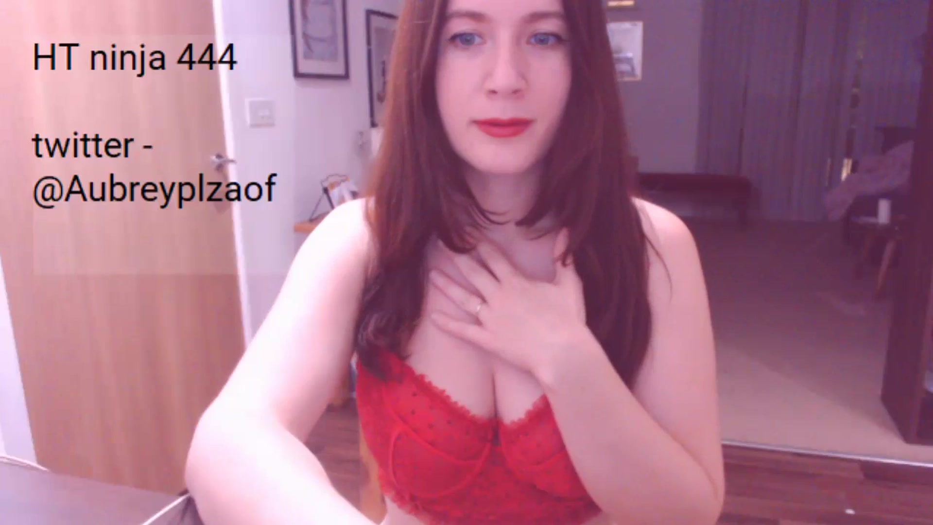 Gallery image thumbnail from AubreyPlza's myfreecams stream on, 10/24/2024, 20:26 image 6 of 20