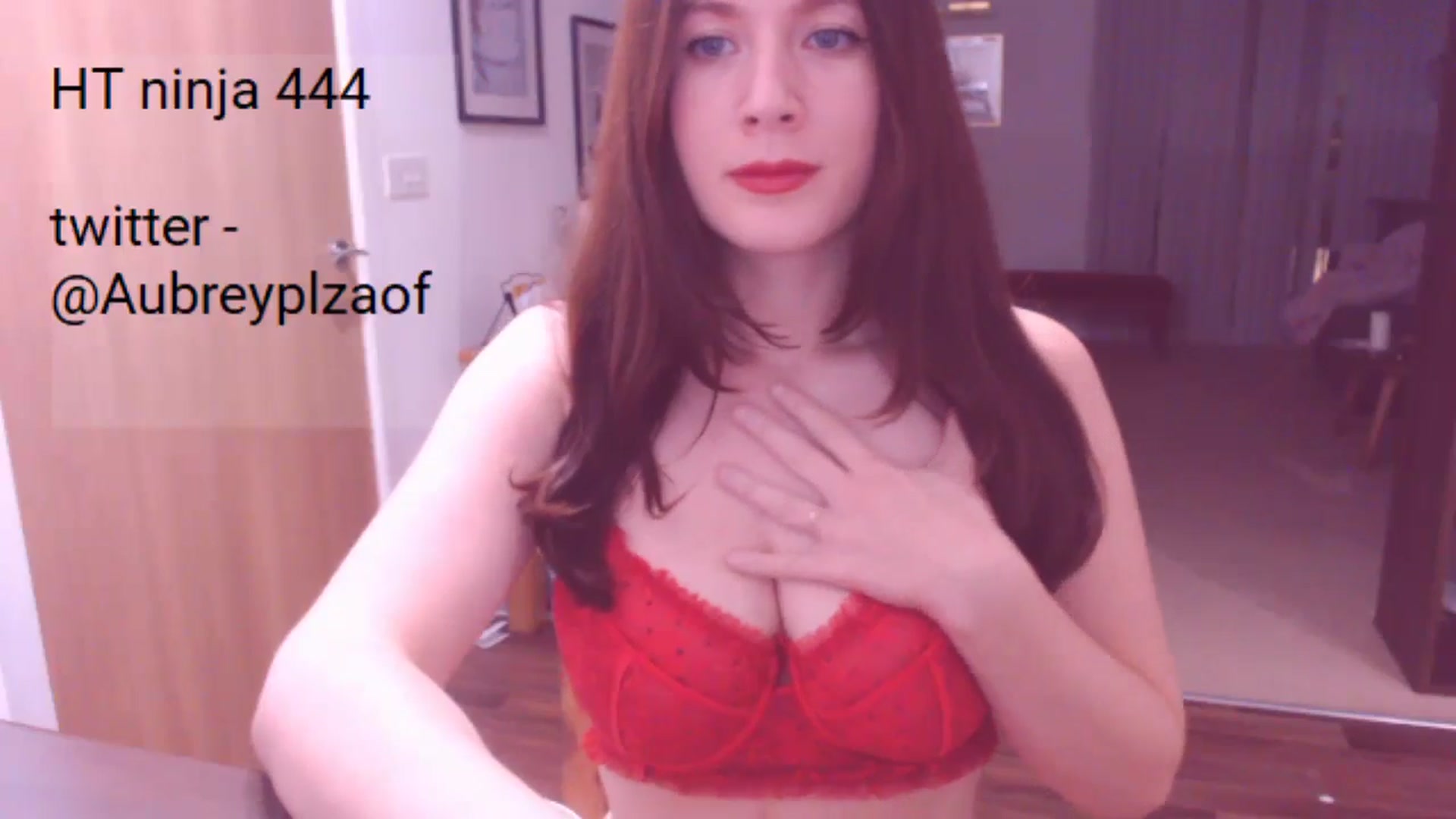 Gallery image thumbnail from AubreyPlza's myfreecams stream on, 10/24/2024, 21:51 image 4 of 20